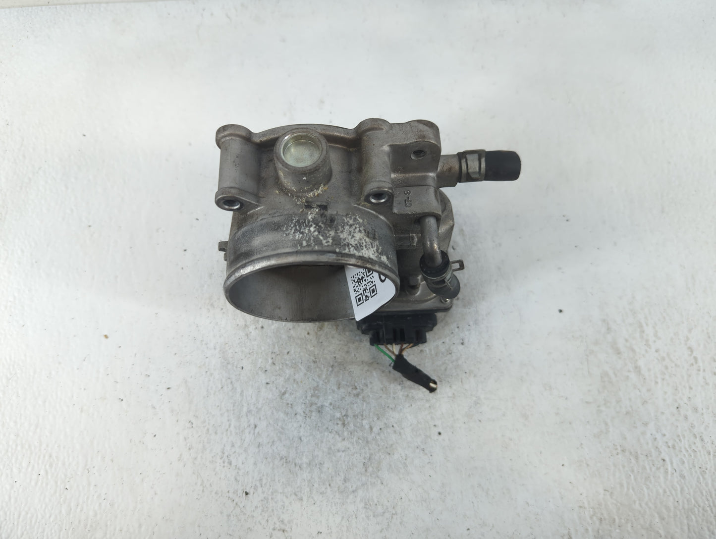 2013-2018 Hyundai Santa Fe Throttle Body P/N:35100-3CAA0 Fits Fits 2012 2013 2014 2015 2016 2017 2018 OEM Used Auto Parts - 