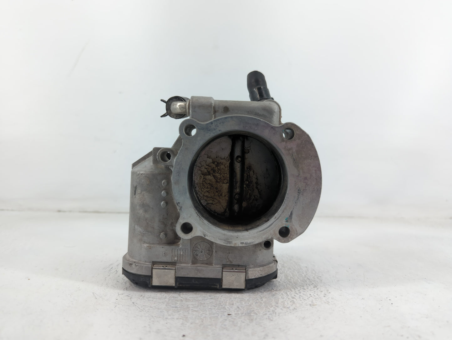 2015 Hyundai Santa Fe Throttle Body P/N:35100-2G700 Fits Fits 2011 2012 2013 2014 2016 OEM Used Auto Parts - Oemusedautopart