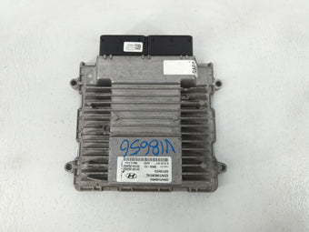 compare product 2015 Hyundai Santa Fe PCM Engine Control Computer ECU ECM PCU OEM P/N:39130-2GAG2 Fits OEM Used Auto Parts