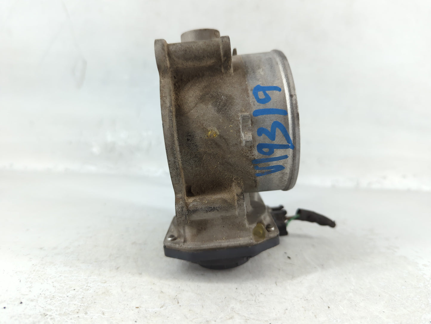 2013-2018 Hyundai Santa Fe Throttle Body P/N:35100-3CAA0 Fits Fits 2012 2013 2014 2015 2016 2017 2018 OEM Used Auto Parts - 