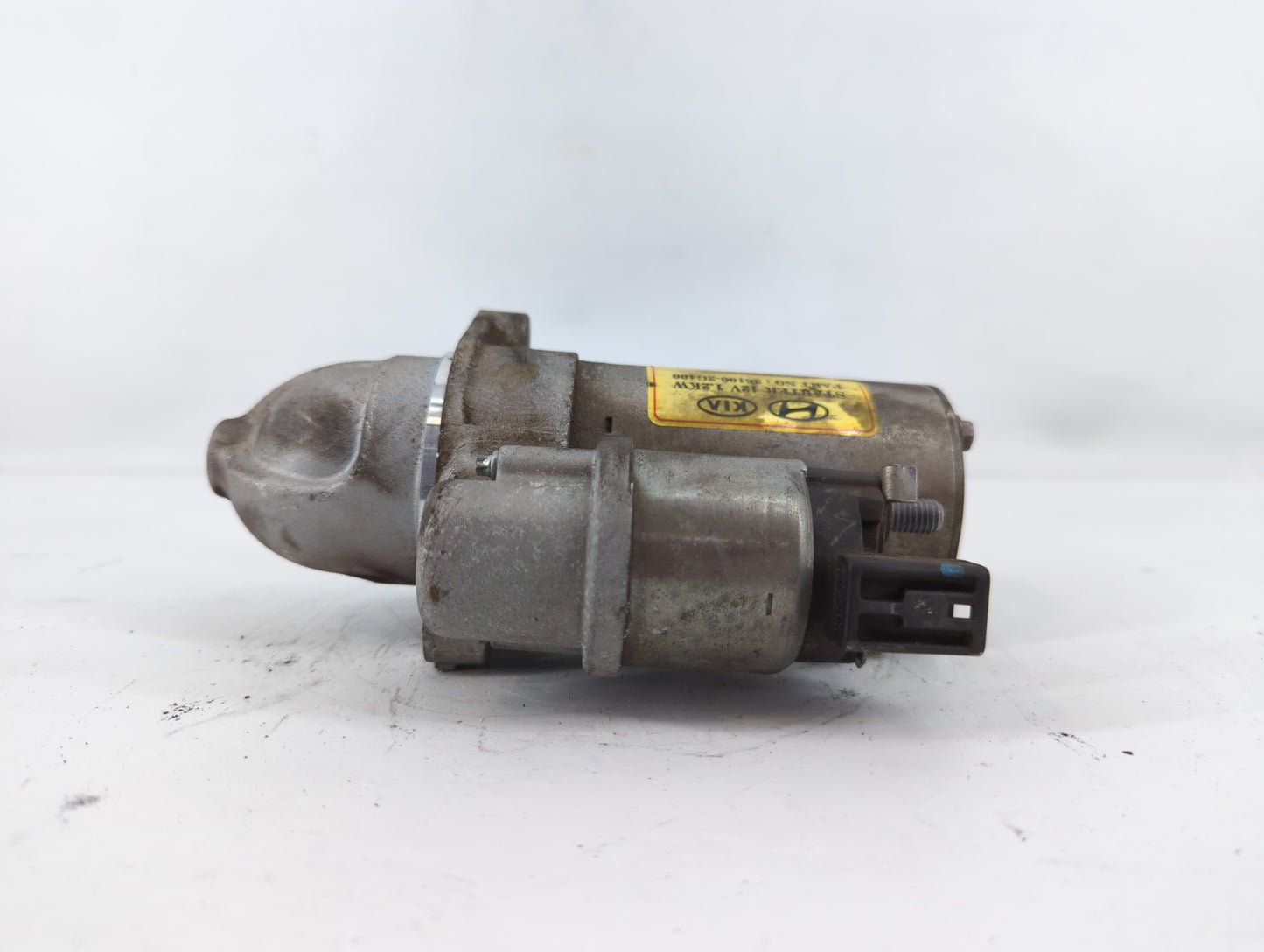 2014-2016 Hyundai Santa Fe Car Starter Motor Solenoid OEM P/N:36100-2G400 Fits Fits 2014 2015 2016 OEM Used Auto Parts - Oem