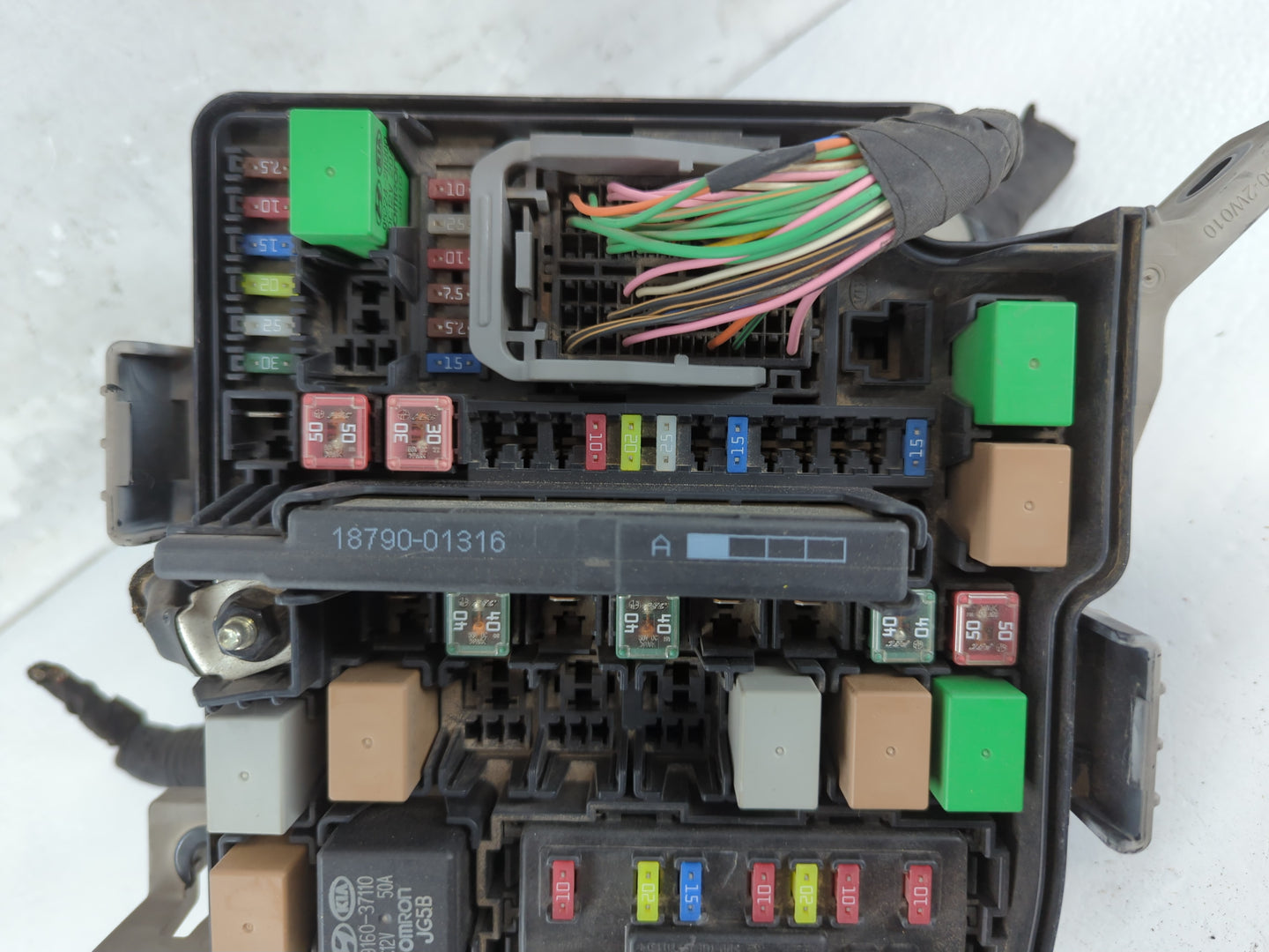 2015 Hyundai Santa Fe Fusebox Fuse Box Panel Relay Module P/N:91941-4Z011 Fits OEM Used Auto Parts - Oemusedautoparts1.com