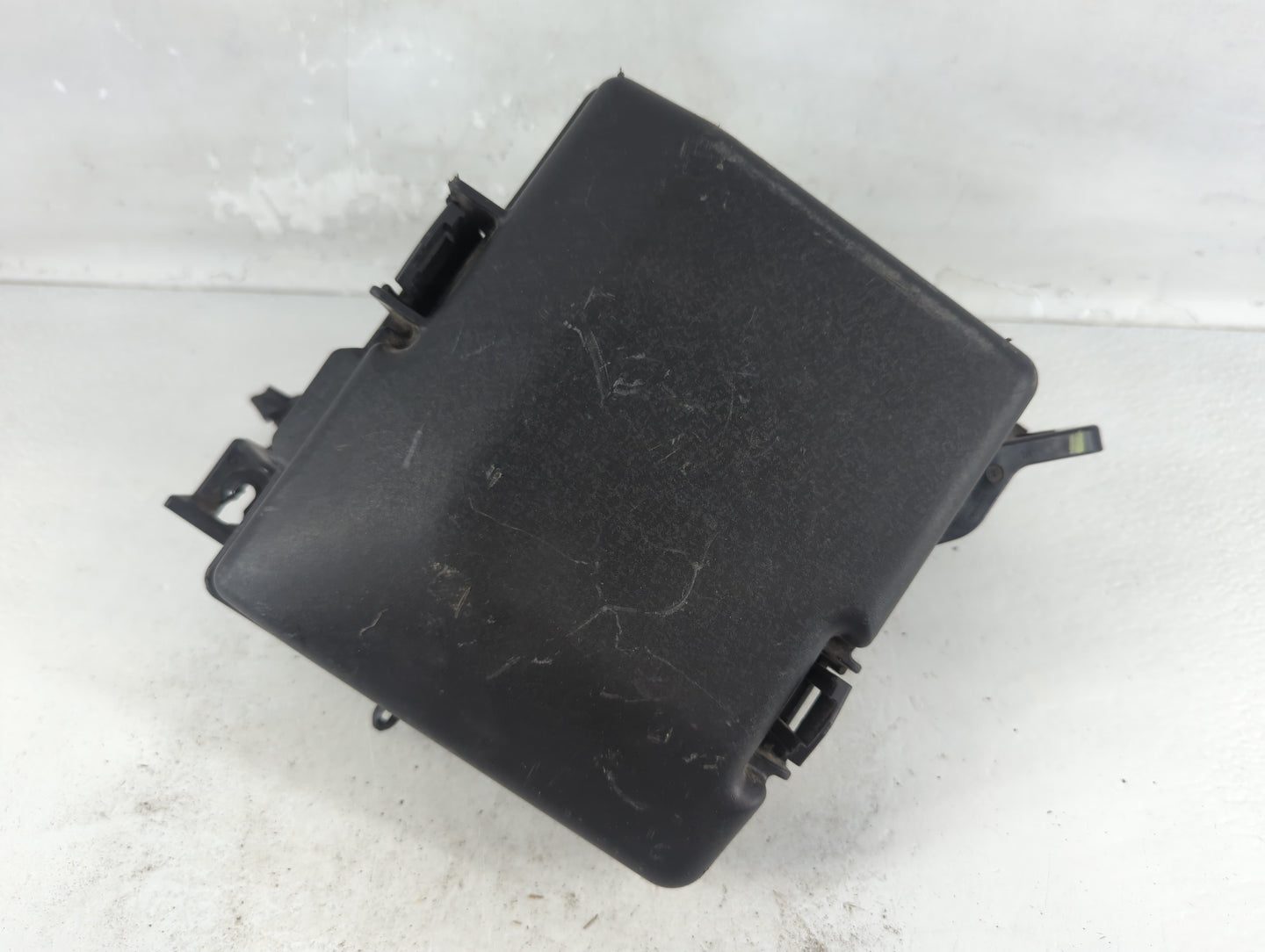 2015 Hyundai Sonata Fusebox Fuse Box Panel Relay Module P/N:91950-C1820 91200C2020LA Fits OEM Used Auto Parts - Oemusedautop