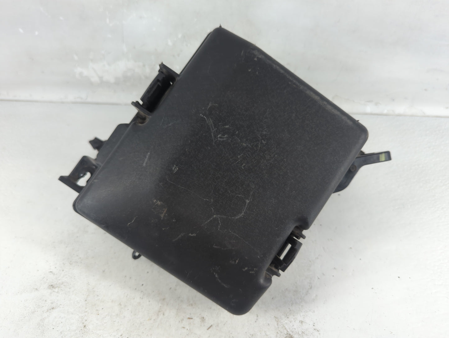2015 Hyundai Sonata Fusebox Fuse Box Panel Relay Module P/N:91950-C1820 91200C2020LA Fits OEM Used Auto Parts - Oemusedautop