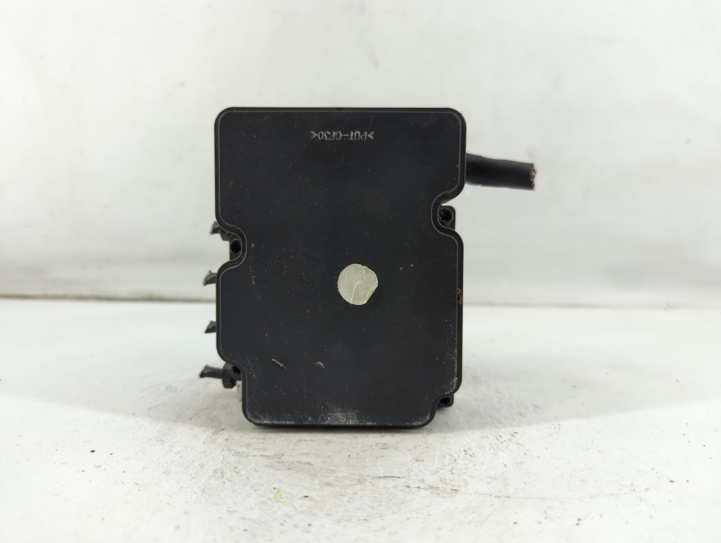 2015 Hyundai Sonata ABS Pump Control Module Replacement P/N:58920-C2200 Fits OEM Used Auto Parts - Oemusedautoparts1.com