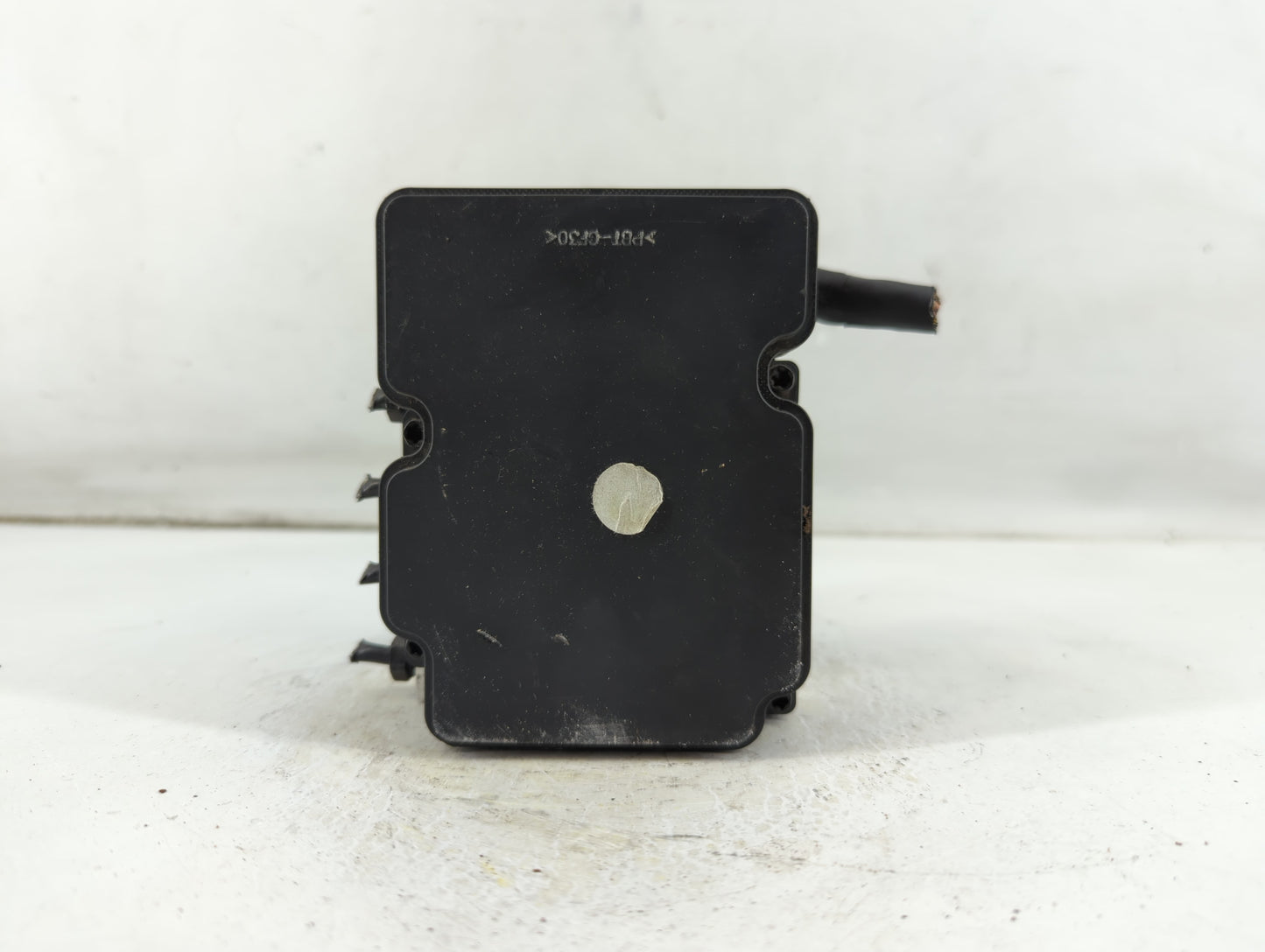 2015 Hyundai Sonata ABS Pump Control Module Replacement P/N:58920-C2200 Fits OEM Used Auto Parts - Oemusedautoparts1.com