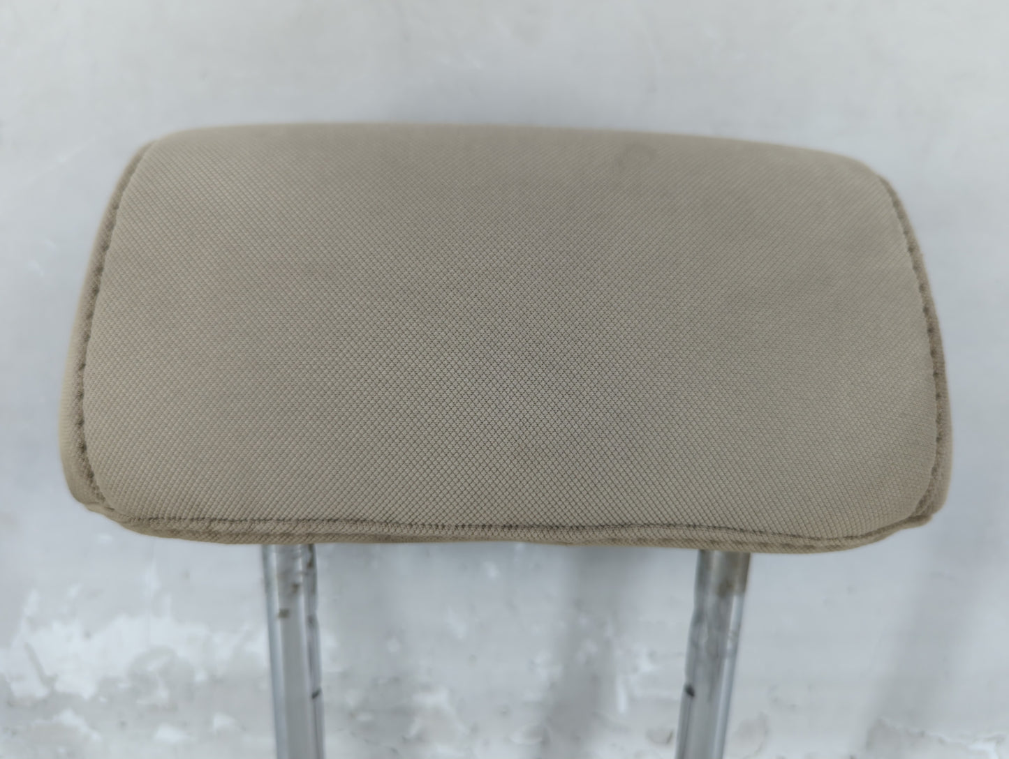 2015-2017 Hyundai Sonata Headrest Head Rest Rear Seat Fits Fits 2015 2016 2017 OEM Used Auto Parts - Oemusedautoparts1.com
