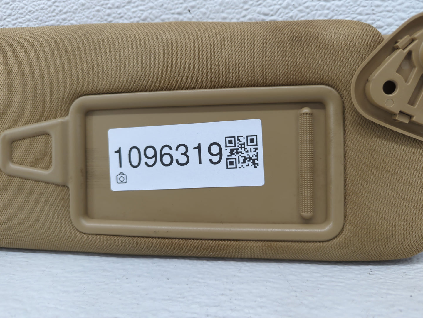 2011-2015 Hyundai Sonata Sun Visor Shade Replacement Driver Left Mirror Fits Fits 2011 2012 2013 2014 2015 OEM Used Auto Par
