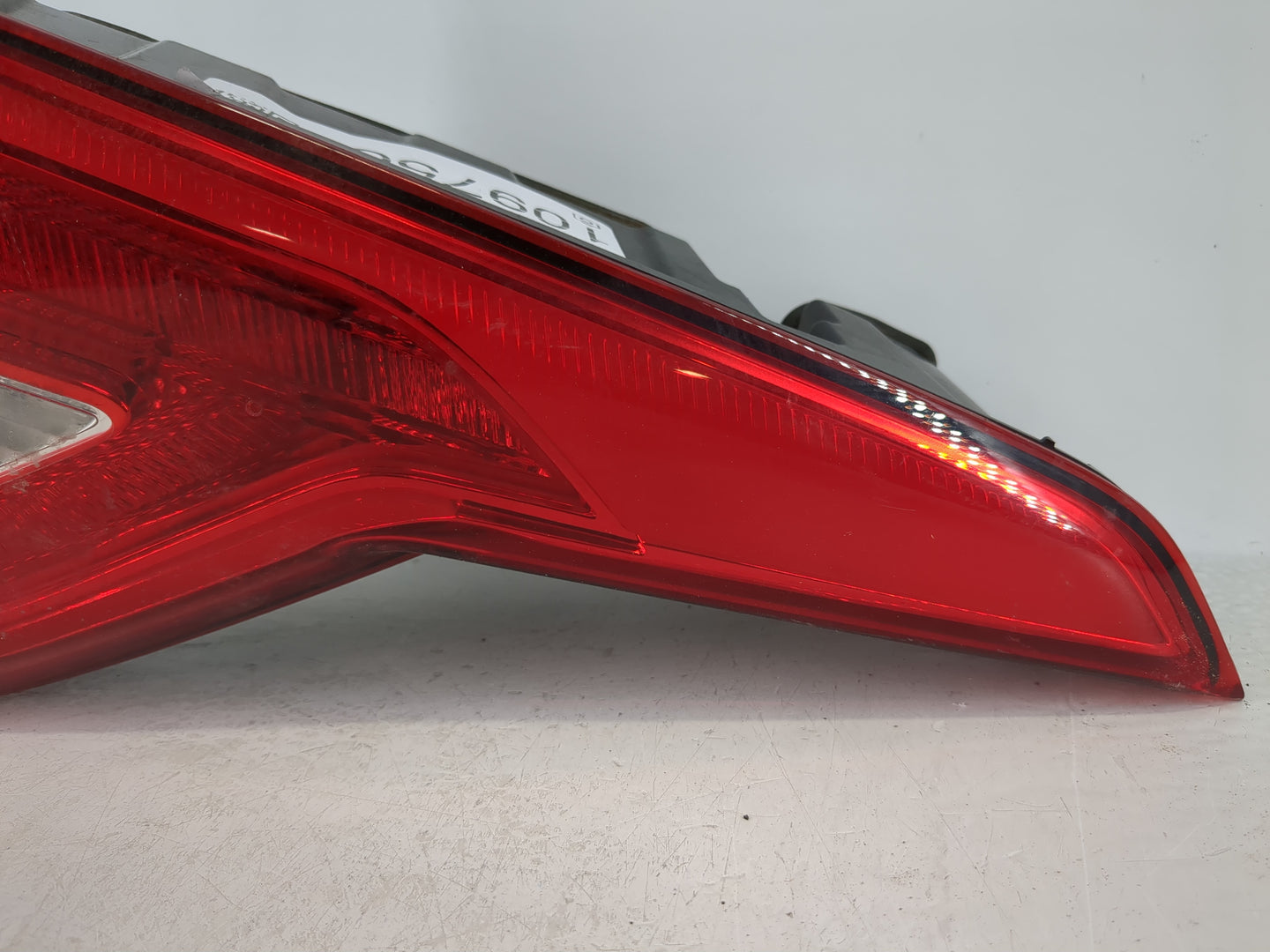 2011-2015 Hyundai Sonata Tail Light Assembly Driver Left OEM P/N:92403C2000 Fits Fits 2011 2012 2013 2014 2015 OEM Used Auto