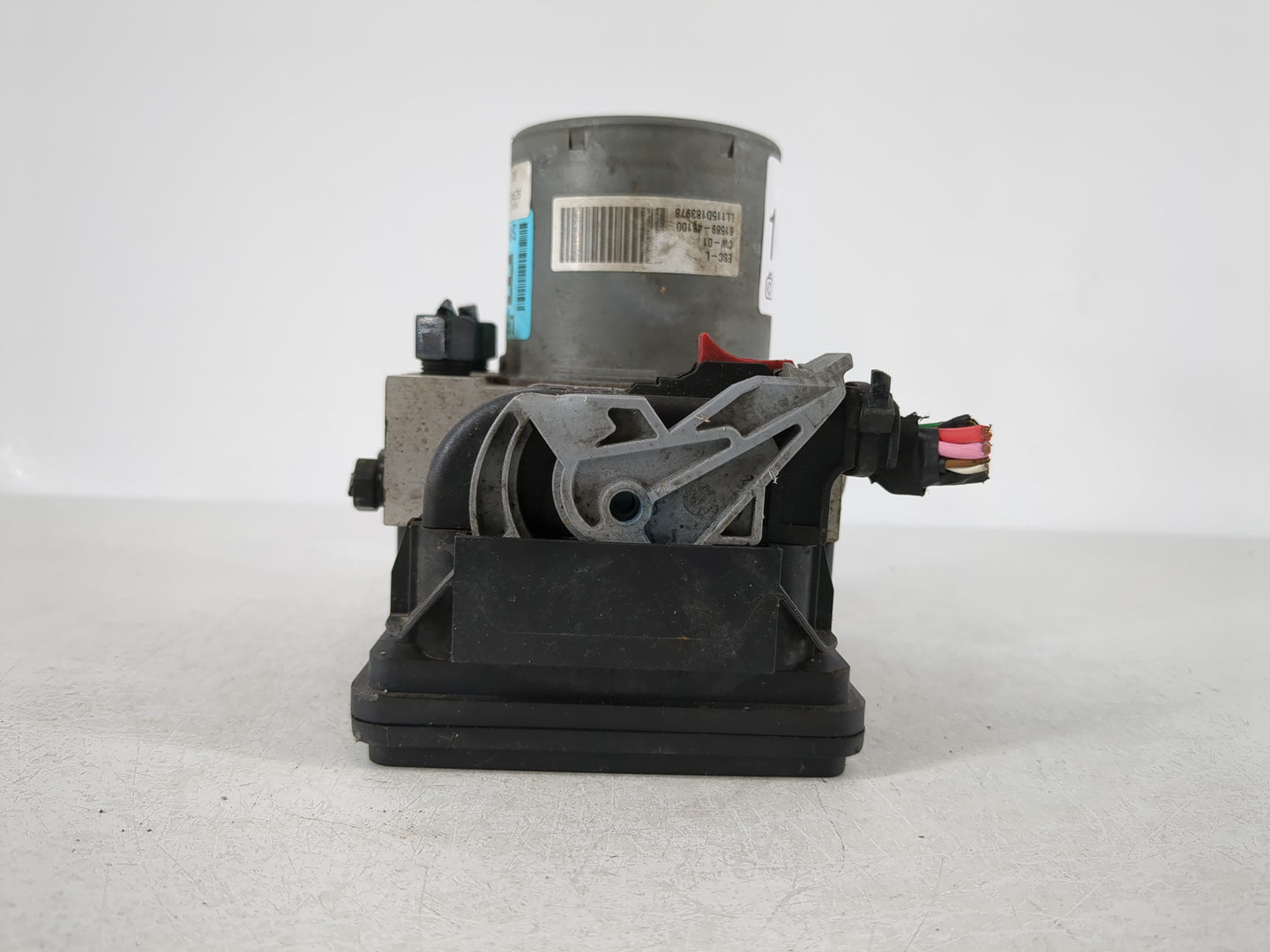 2015 Hyundai Sonata ABS Pump Control Module Replacement P/N:58920-C2200 Fits OEM Used Auto Parts - Oemusedautoparts1.com