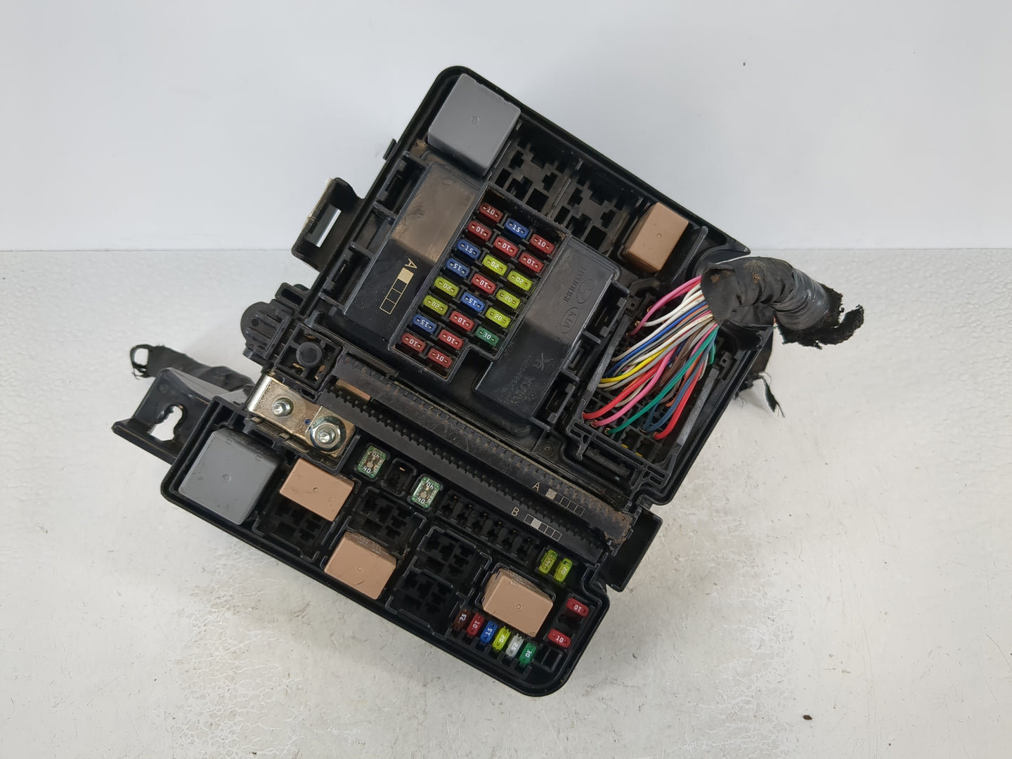 2015 Hyundai Sonata Fusebox Fuse Box Panel Relay Module P/N:91200C2010 Fits OEM Used Auto Parts - Oemusedautoparts1.com