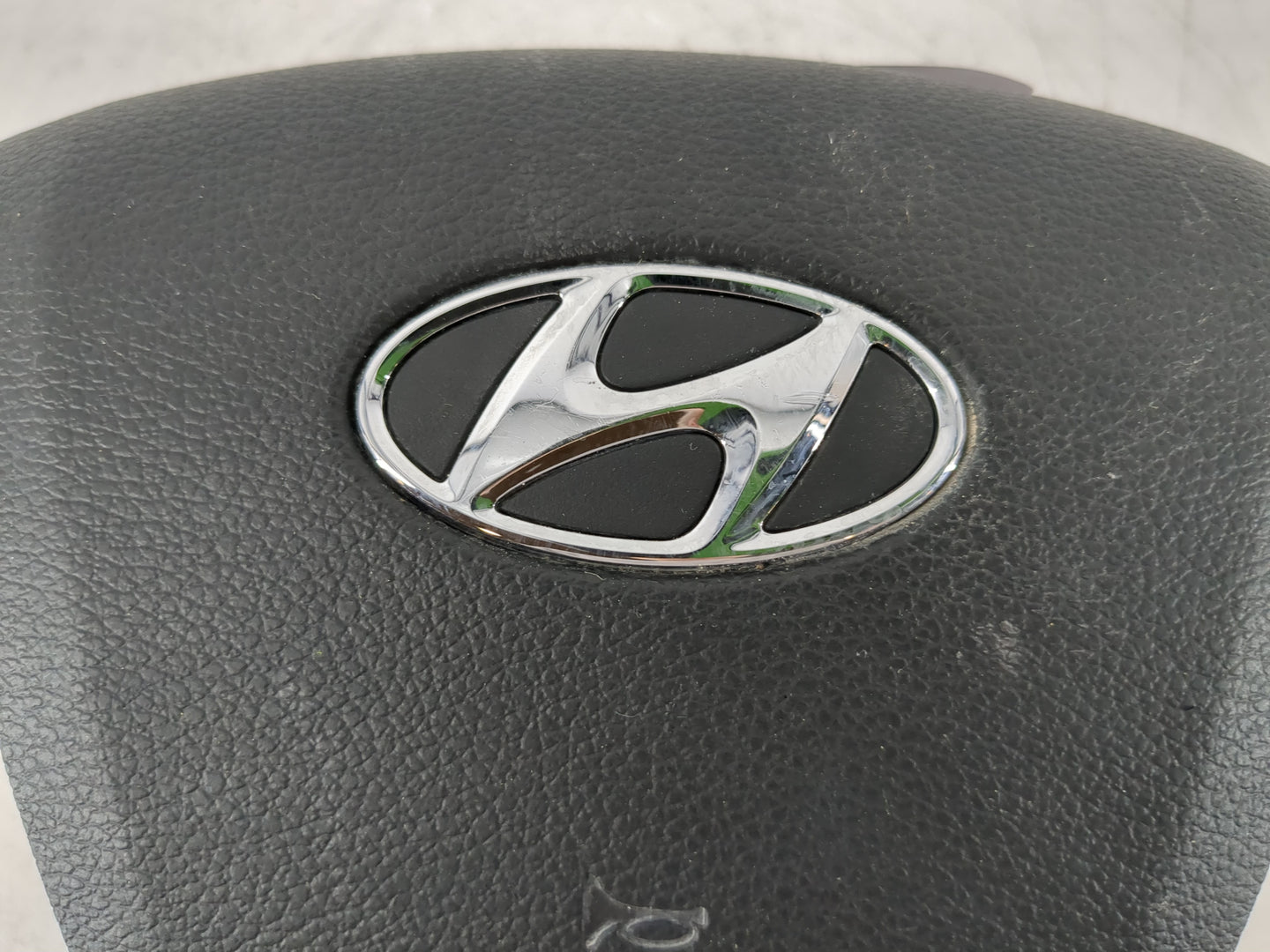 2015-2017 Hyundai Sonata Air Bag Driver Left Steering Wheel Mounted P/N:56900-C2000TRY Fits Fits 2015 2016 2017 OEM Used Aut