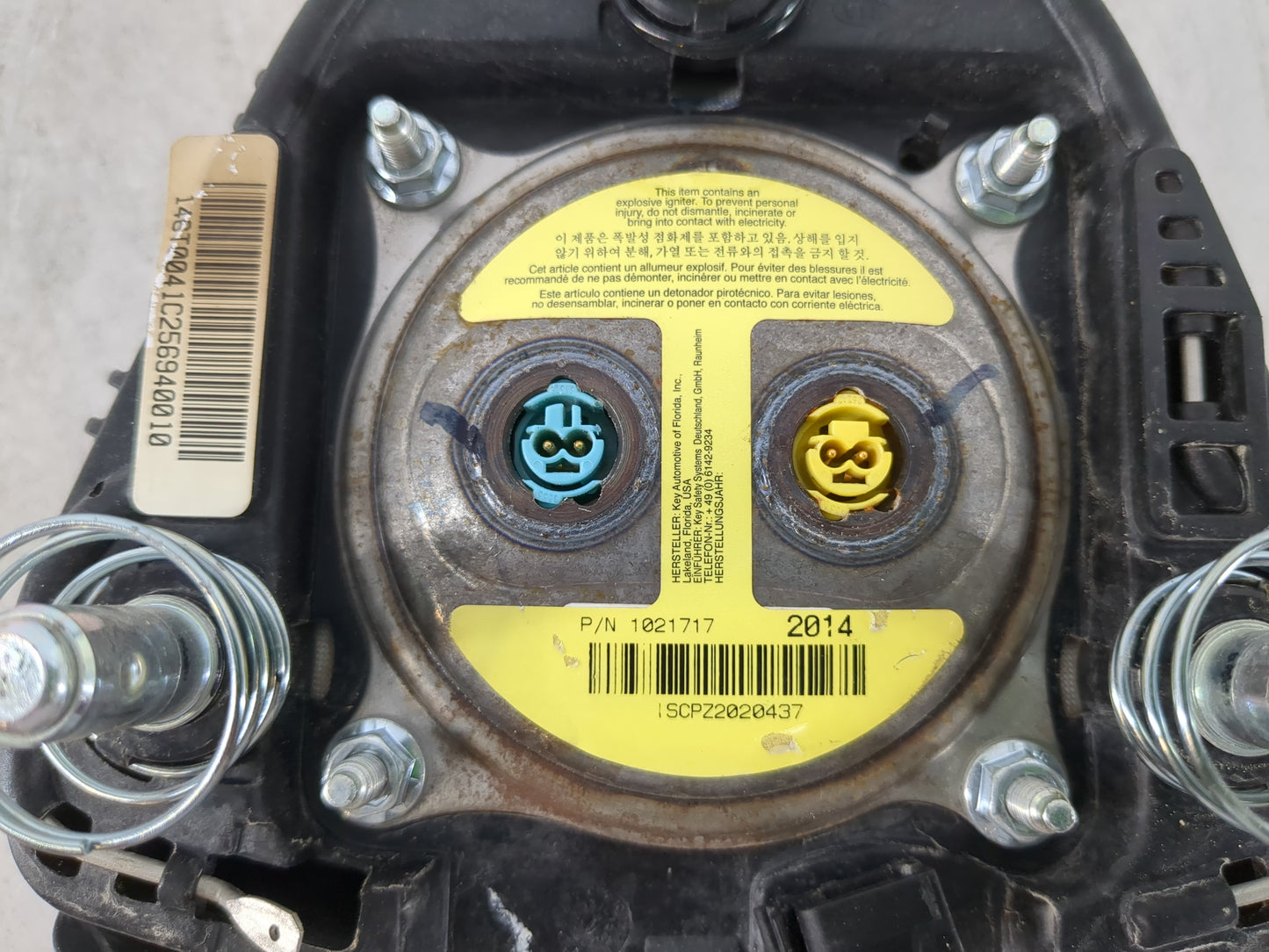2015-2017 Hyundai Sonata Air Bag Driver Left Steering Wheel Mounted P/N:56900-C2000TRY Fits Fits 2015 2016 2017 OEM Used Aut