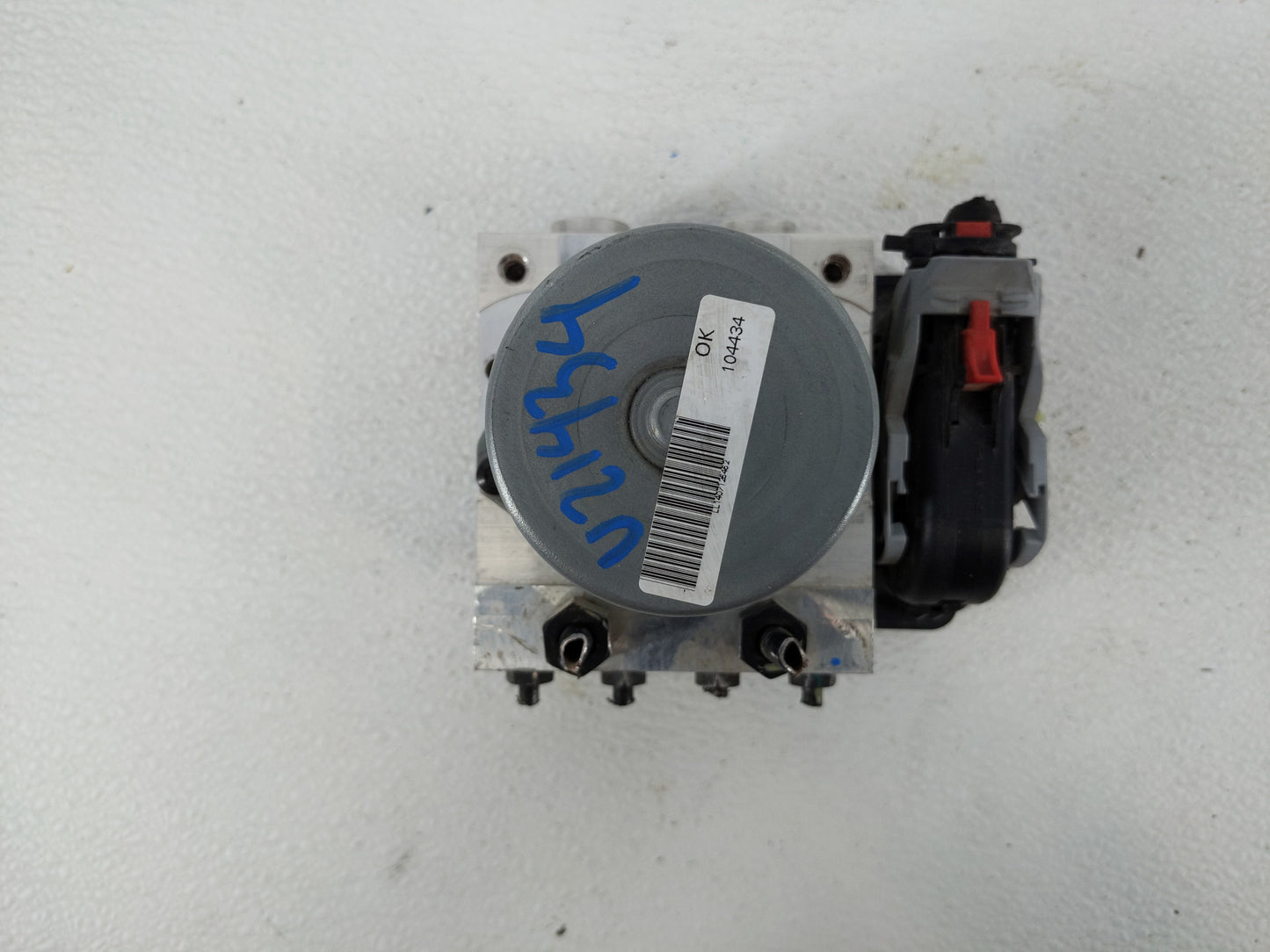 2015 Hyundai Sonata ABS Pump Control Module Replacement P/N:58920-C2200 Fits OEM Used Auto Parts - Oemusedautoparts1.com