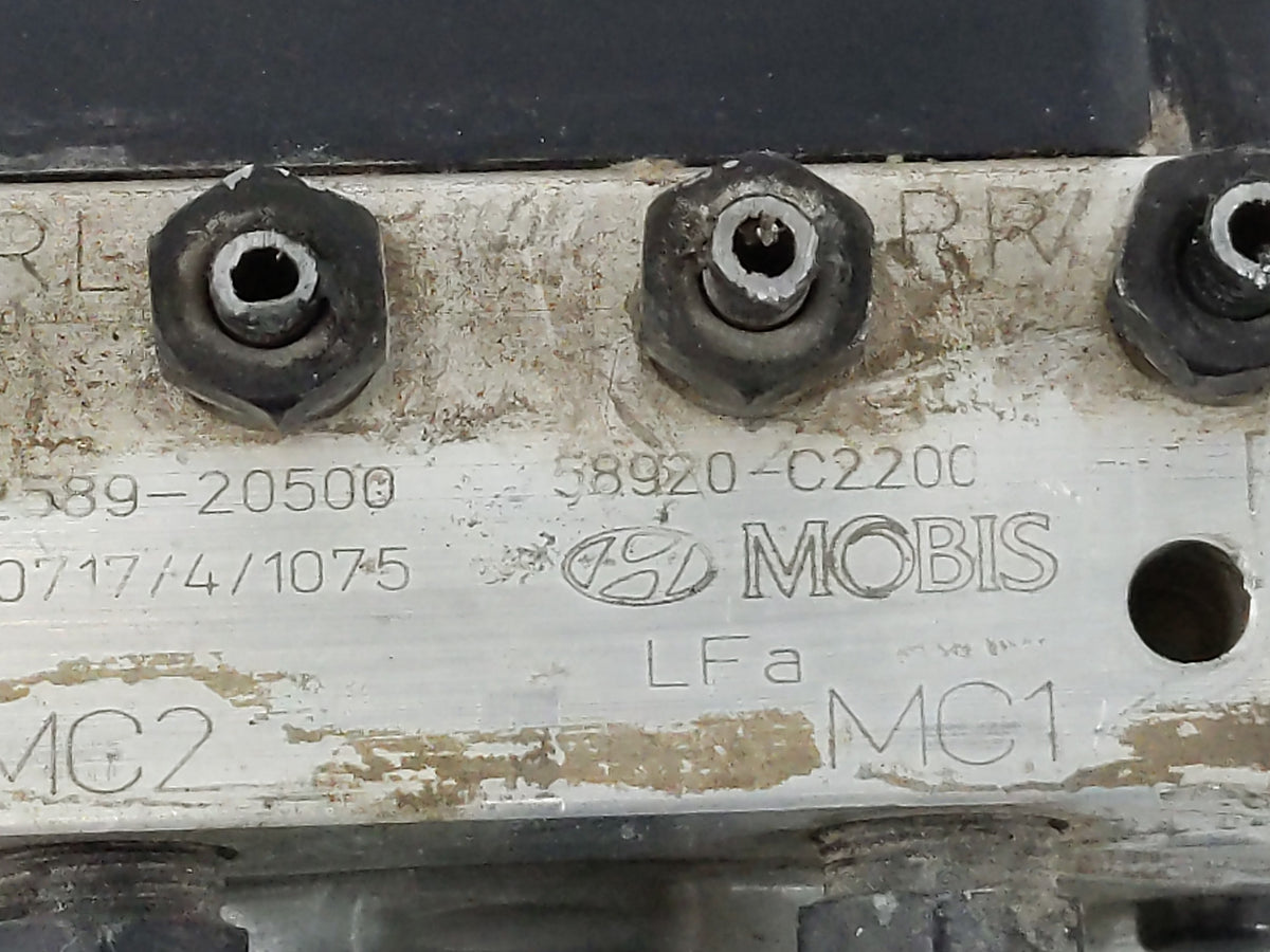 2015 Hyundai Sonata Anti-Lock Brake ABS Pump Module Actuator OEM P/N:58920-C2200 Fits OEM Used Auto Parts - Oemusedautoparts
