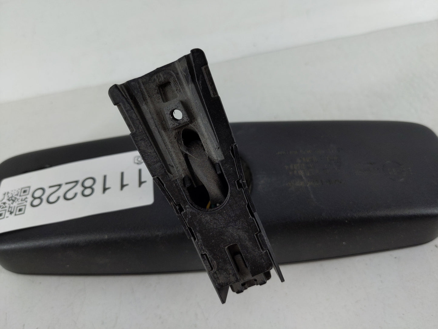 2011-2019 Hyundai Sonata Interior Rear View Mirror Replacement OEM P/N:E11026666 Fits OEM Used Auto Parts - Oemusedautoparts
