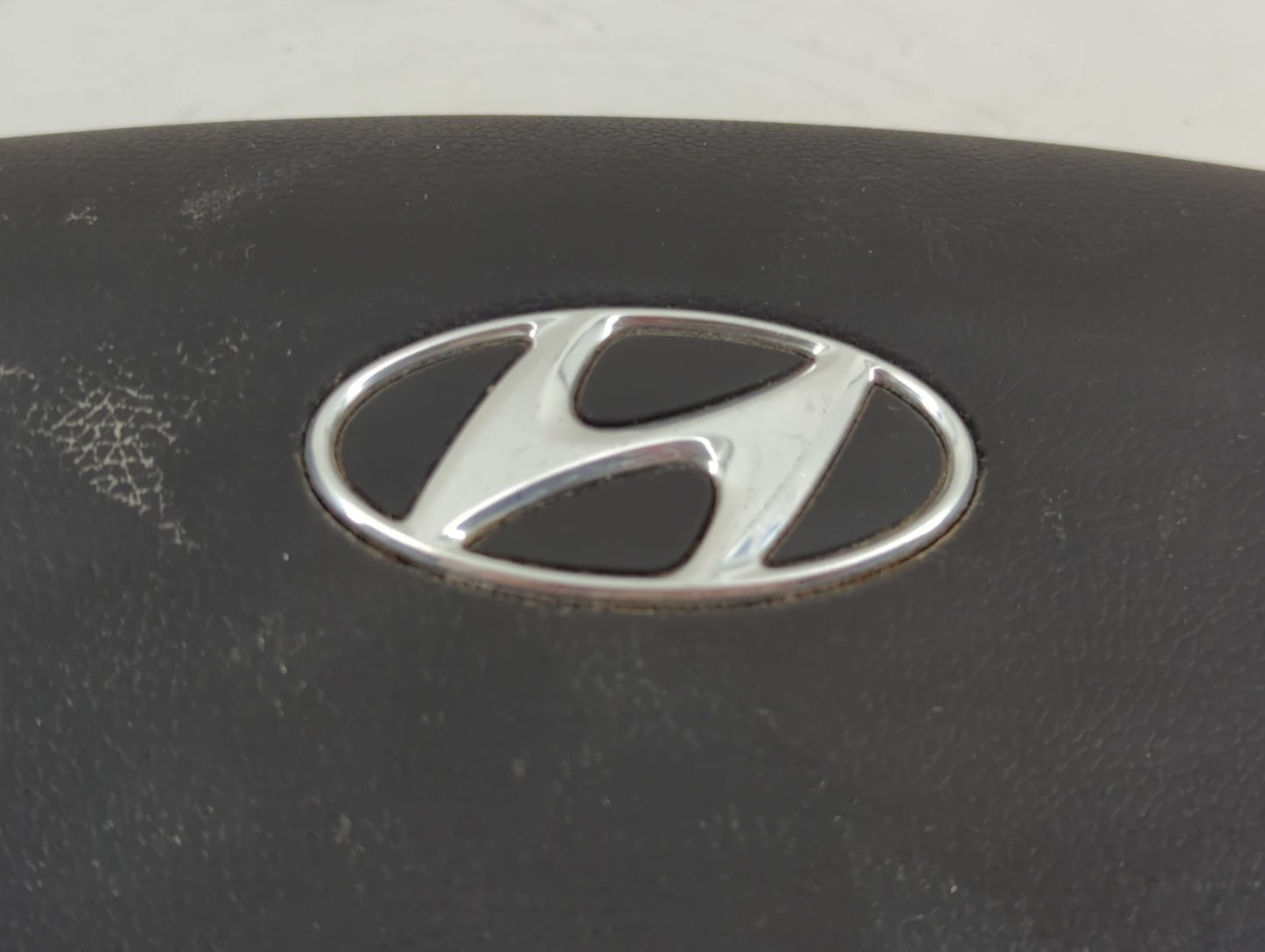 2015-2017 Hyundai Sonata Air Bag Driver Left Steering Wheel Mounted P/N:569004R100RY Fits Fits 2015 2016 2017 OEM Used Auto 