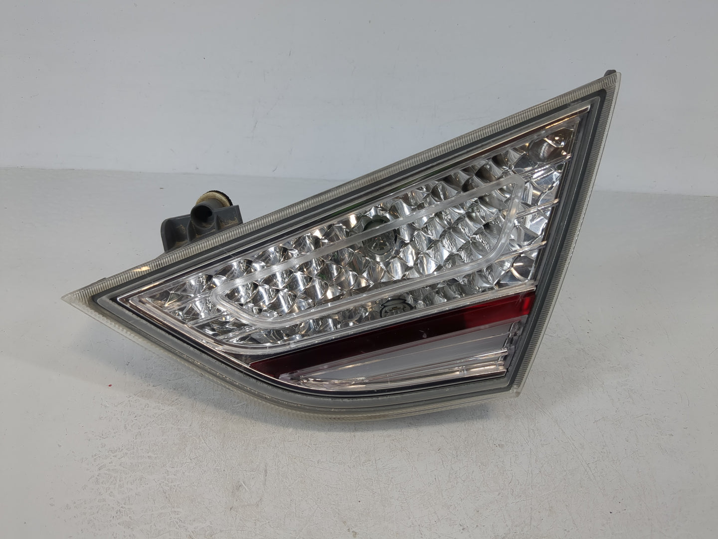 2015-2017 Hyundai Sonata Tail Light Assembly Passenger Right OEM P/N:92404-4R0 Fits Fits 2015 2016 2017 OEM Used Auto Parts 