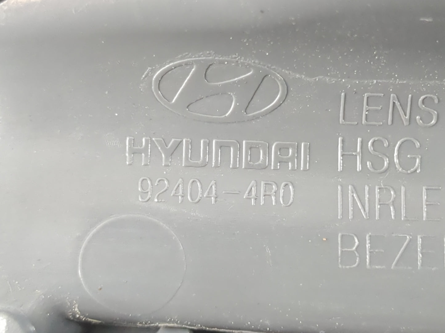 2015-2017 Hyundai Sonata Tail Light Assembly Passenger Right OEM P/N:92404-4R0 Fits Fits 2015 2016 2017 OEM Used Auto Parts 