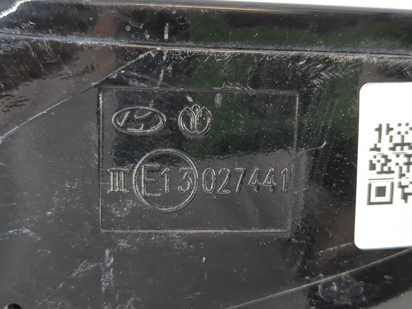 2011-2015 Hyundai Sonata Passenger Side View Mirror - Right Door Mirror OEM Used - Oemusedautoparts1.com