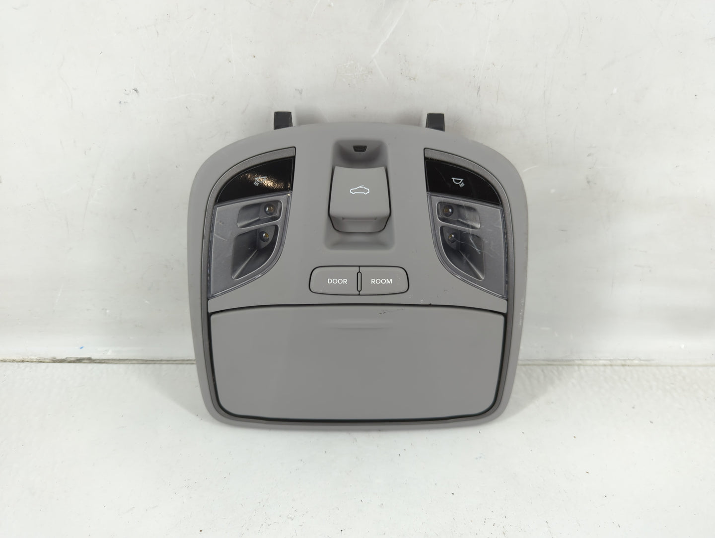 2015 Hyundai Sonata Overhead Roof Console - Oemusedautoparts1.com