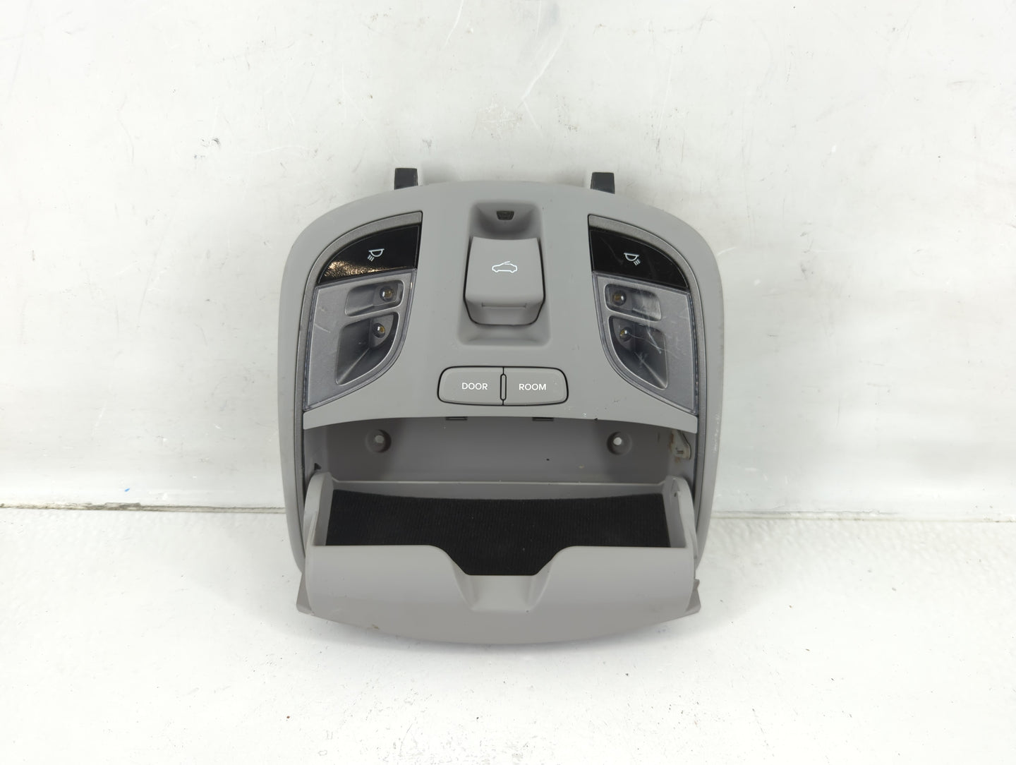 2015 Hyundai Sonata Overhead Roof Console - Oemusedautoparts1.com