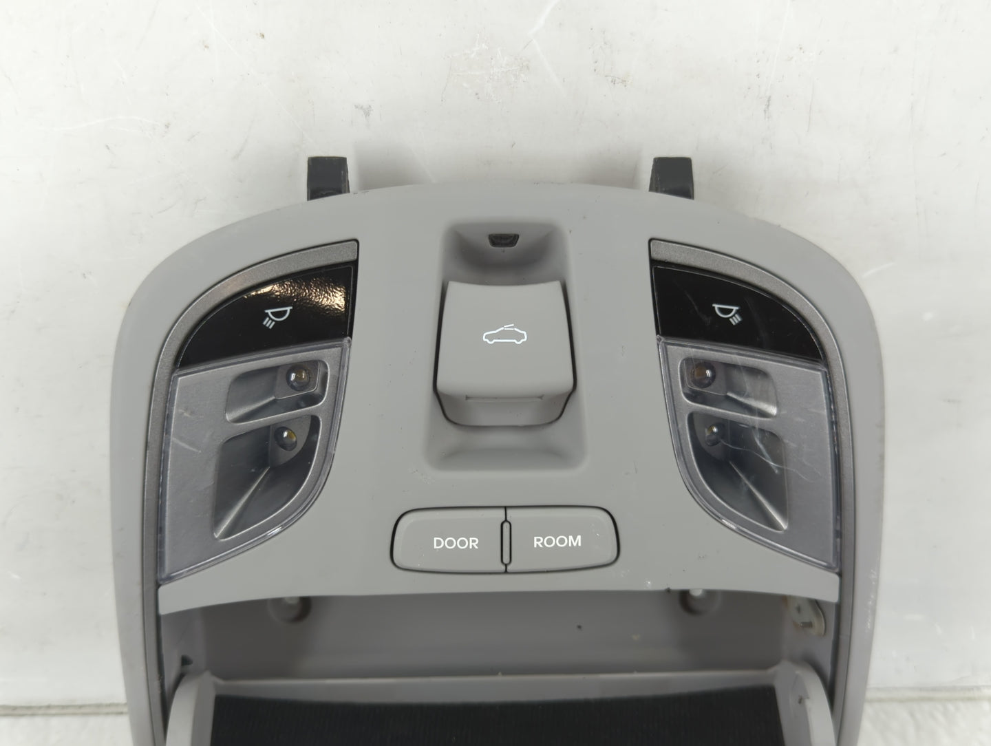 2015 Hyundai Sonata Overhead Roof Console - Oemusedautoparts1.com