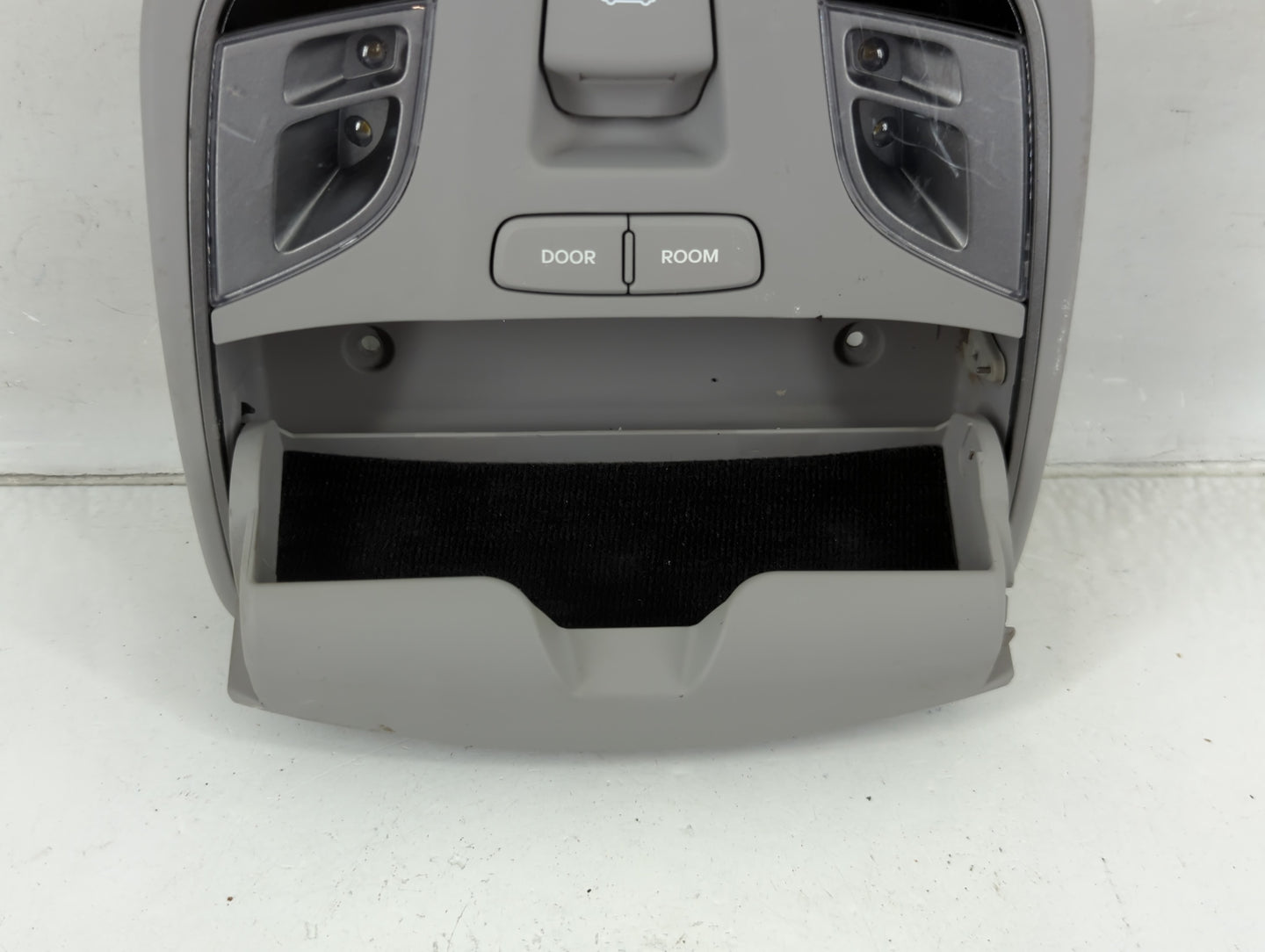 2015 Hyundai Sonata Overhead Roof Console - Oemusedautoparts1.com