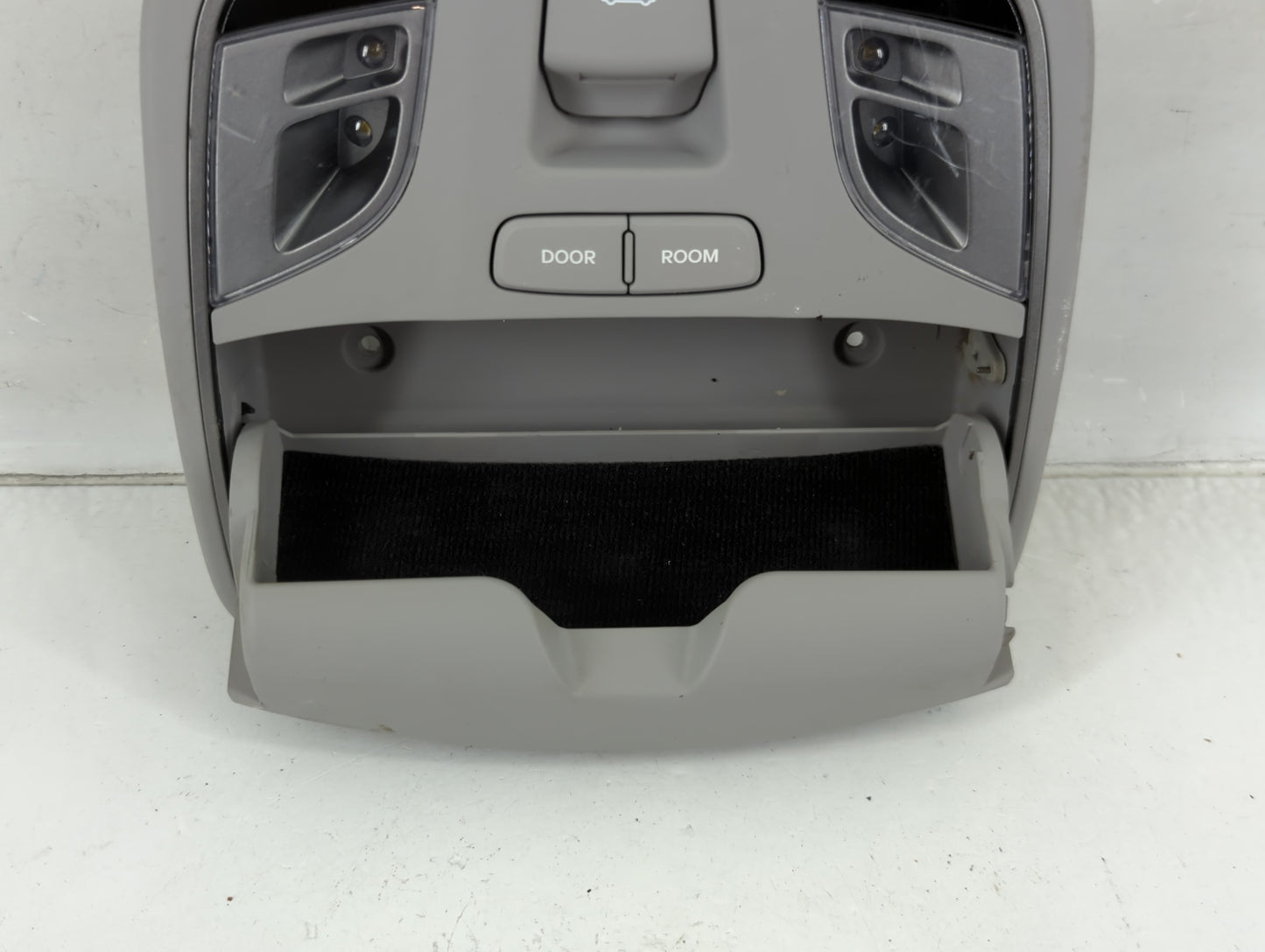 2015 Hyundai Sonata Overhead Roof Console - Oemusedautoparts1.com