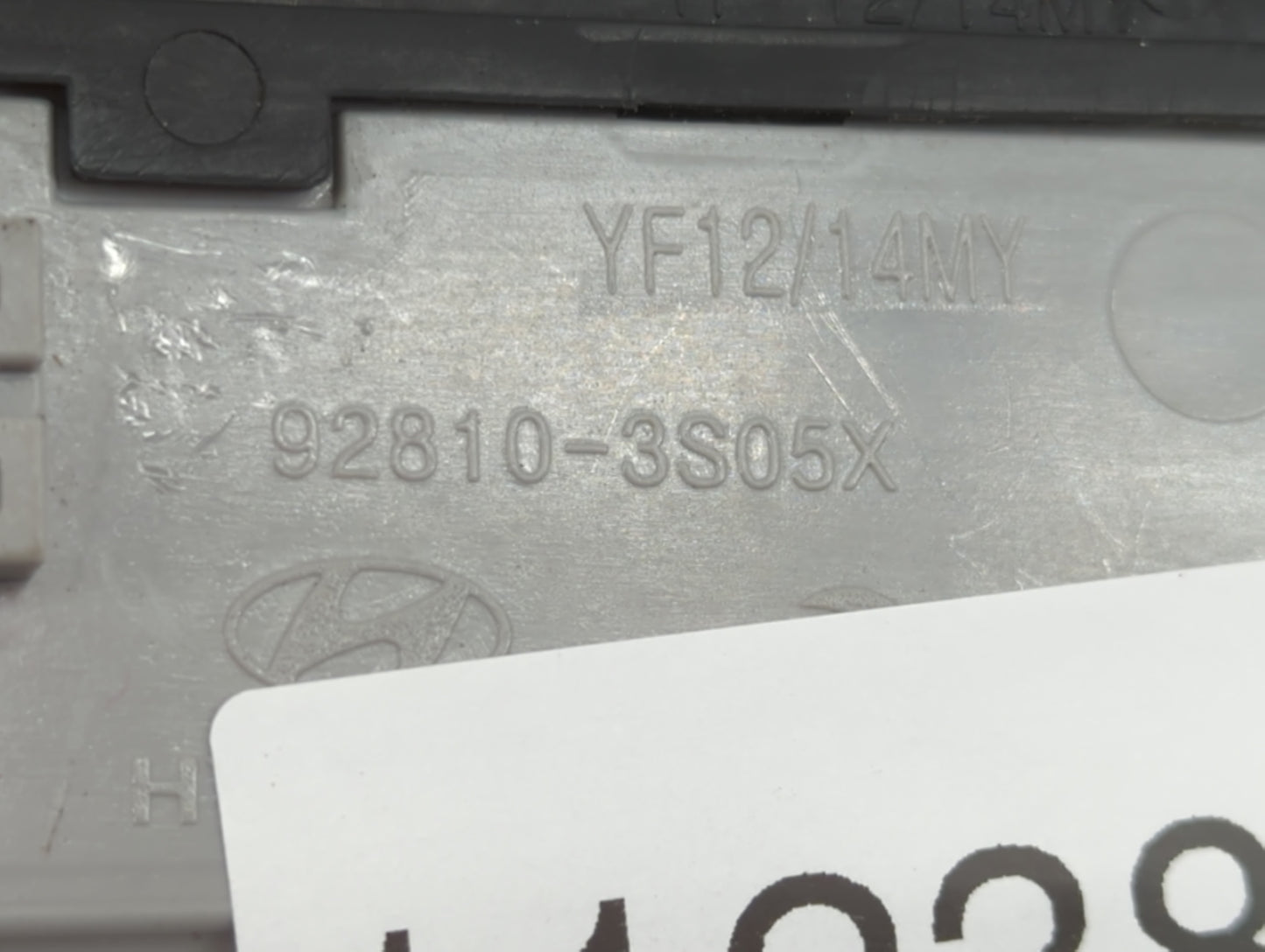 2015 Hyundai Sonata Overhead Roof Console - Oemusedautoparts1.com