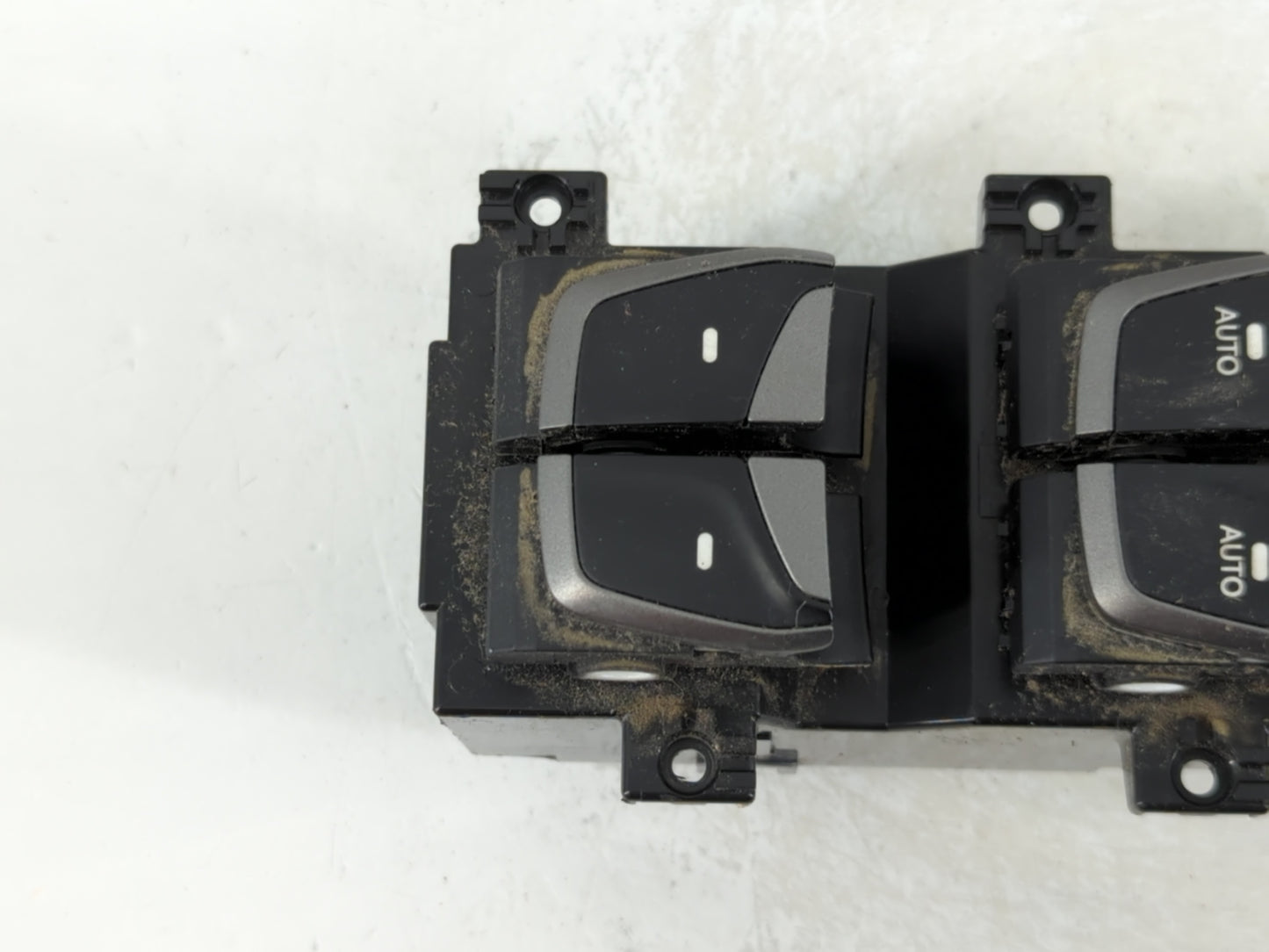 2015-2017 Hyundai Sonata Master Power Window Switch Replacement Driver Side Left P/N:93570-4Z300 Fits Fits 2015 2016 2017 OE