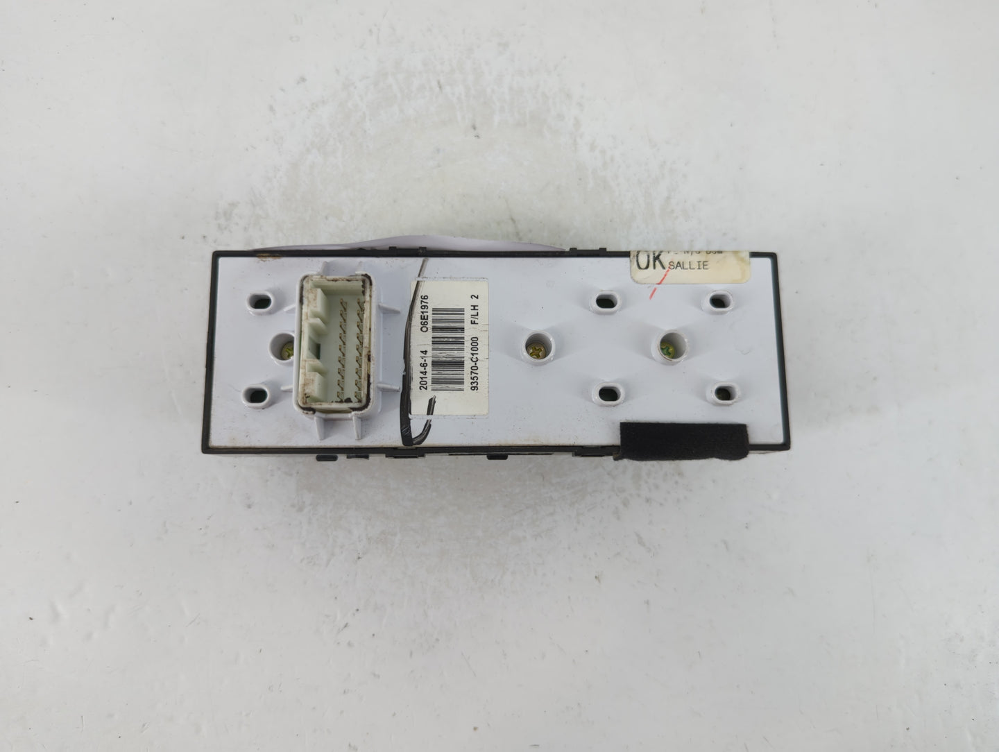2015-2019 Hyundai Sonata Master Power Window Switch Replacement Driver Side Left P/N:93570-C1000 Fits OEM Used Auto Parts - 
