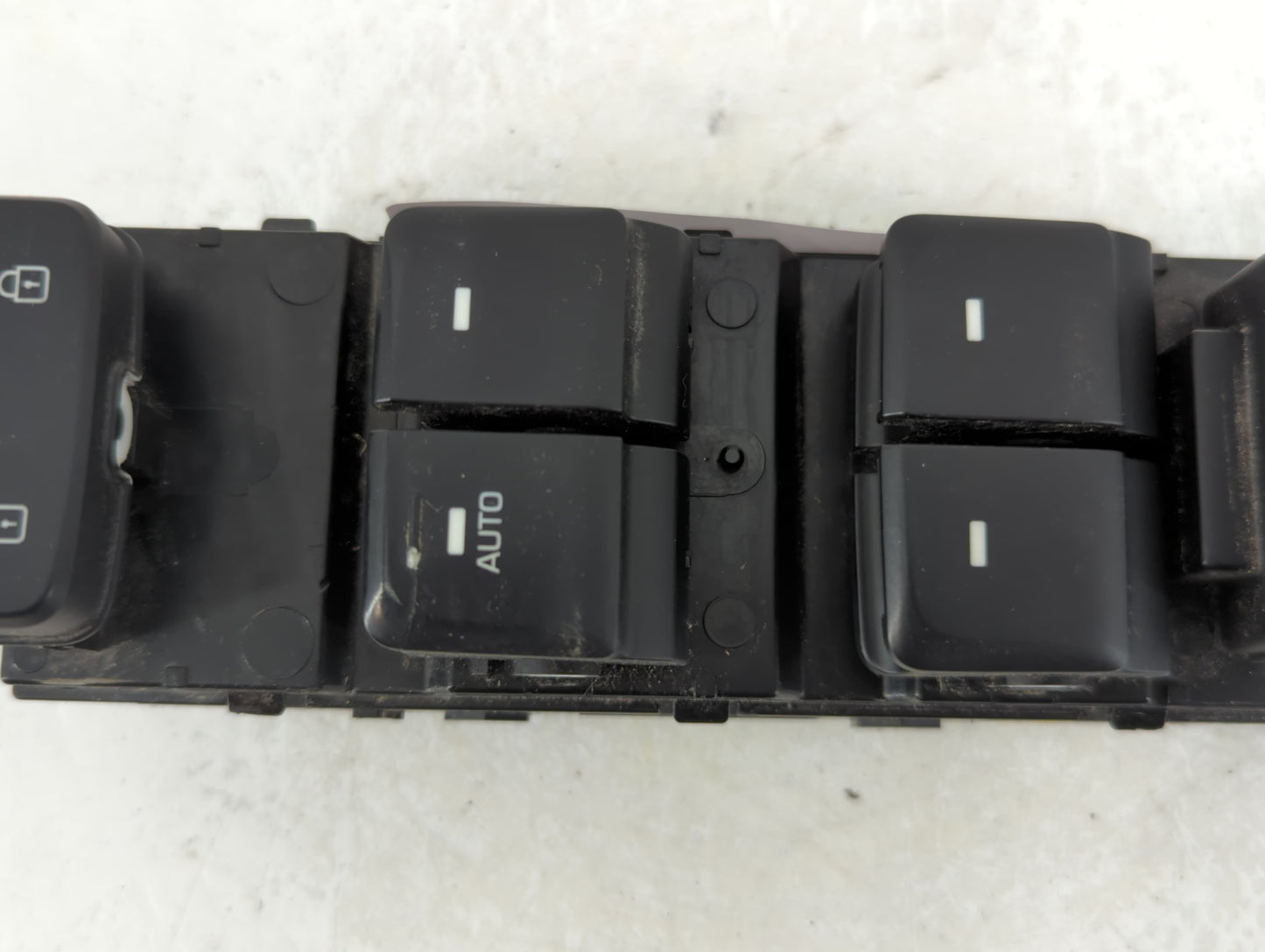 2015-2019 Hyundai Sonata Master Power Window Switch Replacement Driver Side Left P/N:93570-C1000 Fits OEM Used Auto Parts - 