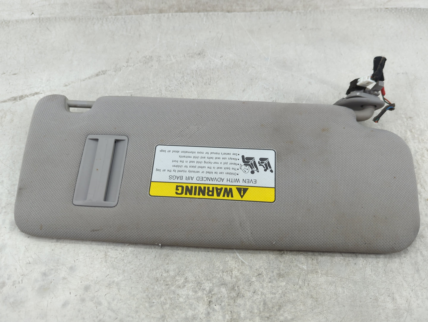 2015-2019 Hyundai Sonata Sun Visor Shade Replacement Driver Left Mirror Fits Fits 2015 2016 2017 2018 2019 OEM Used Auto Par