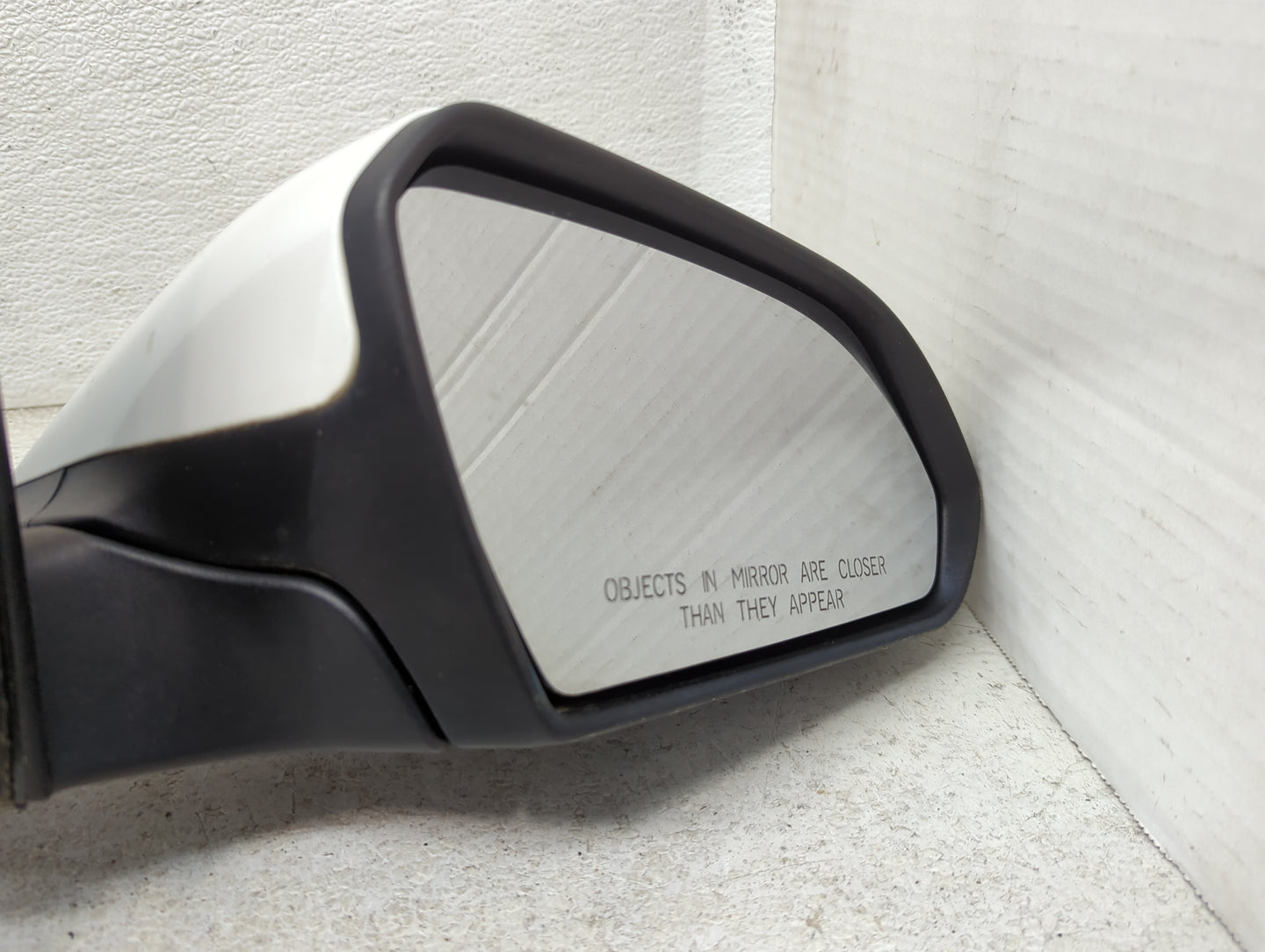 2015 Hyundai Sonata Passenger Side View Mirror - Right Door Mirror OEM Used - Oemusedautoparts1.com