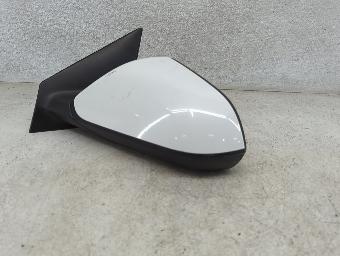 2015 Hyundai Sonata Driver Side View Mirror - Left Door Mirror OEM Used - Oemusedautoparts1.com