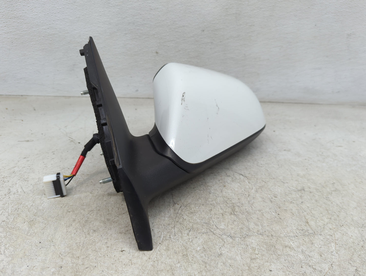 2015 Hyundai Sonata Driver Side View Mirror - Left Door Mirror OEM Used - Oemusedautoparts1.com