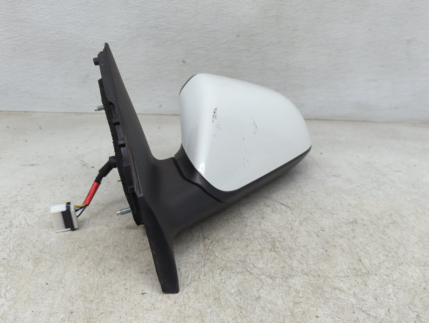 2015 Hyundai Sonata Driver Side View Mirror - Left Door Mirror OEM Used - Oemusedautoparts1.com