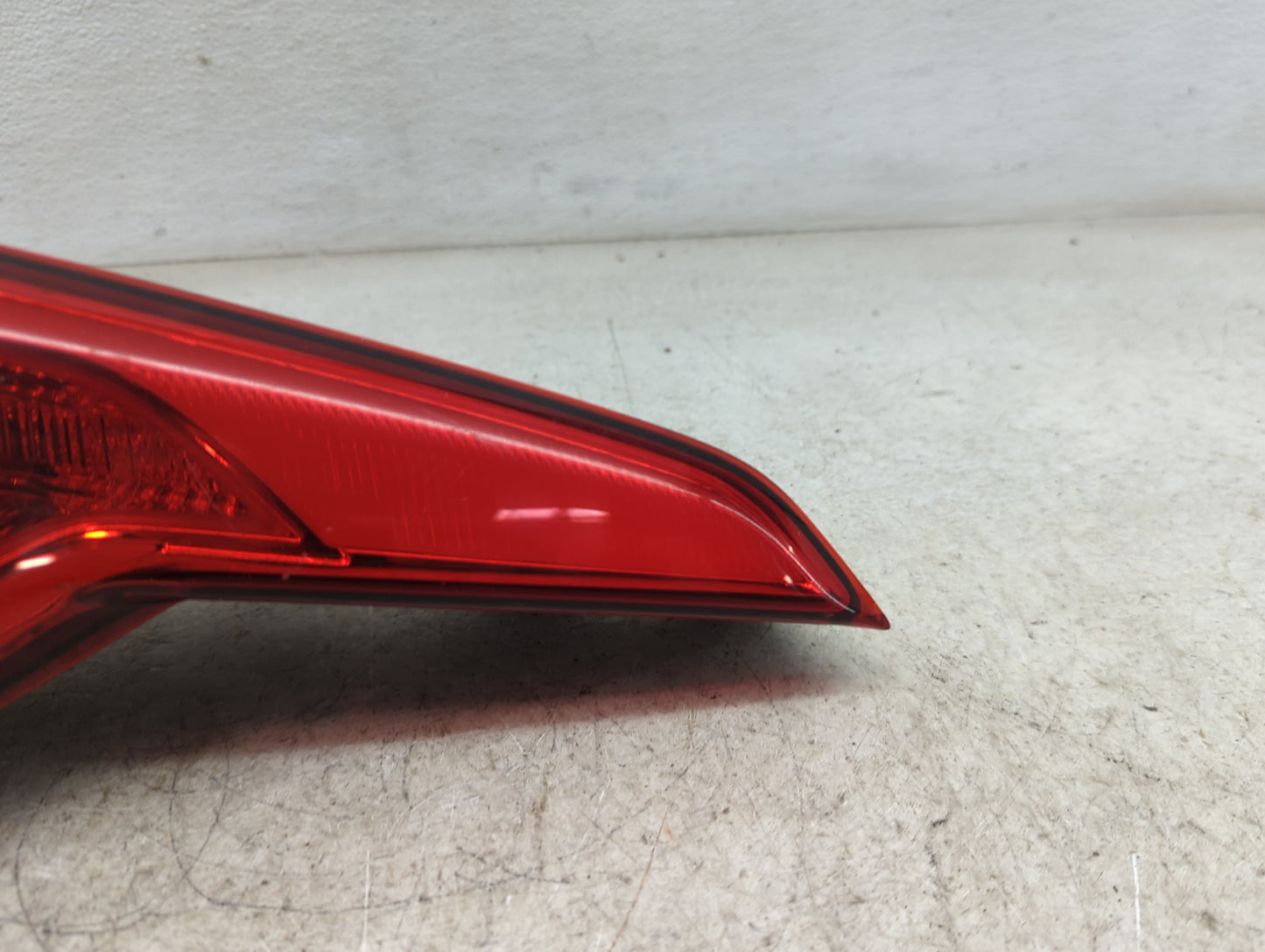 2015-2017 Hyundai Sonata Driver Left Side Deck Lid Mounted Tail Light - Oemusedautoparts1.com