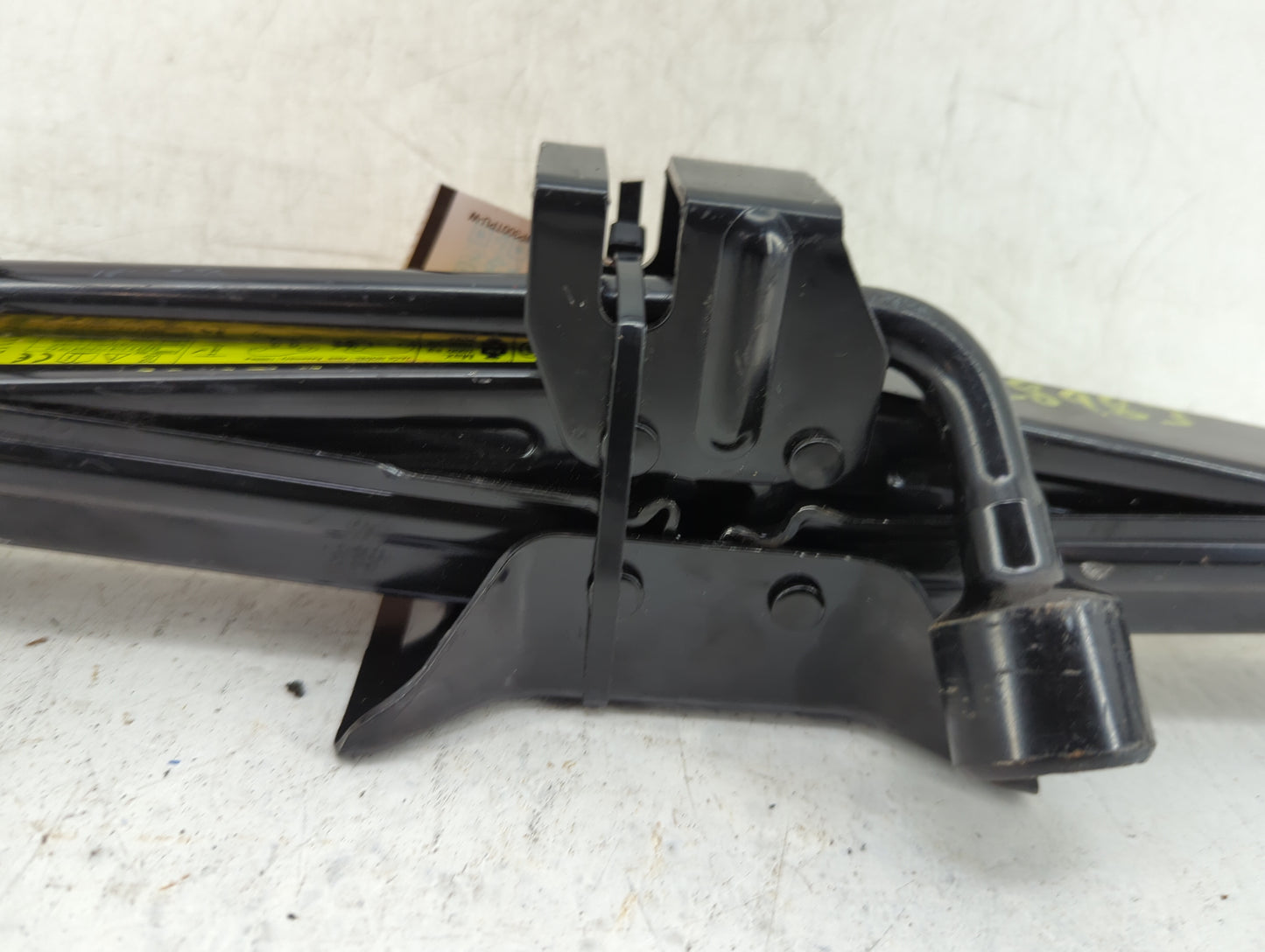 2015 Hyundai Sonata Spare Scissor Car Jack Black - Oemusedautoparts1.com