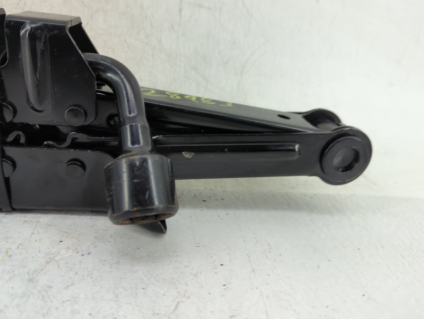2015 Hyundai Sonata Spare Scissor Car Jack Black - Oemusedautoparts1.com