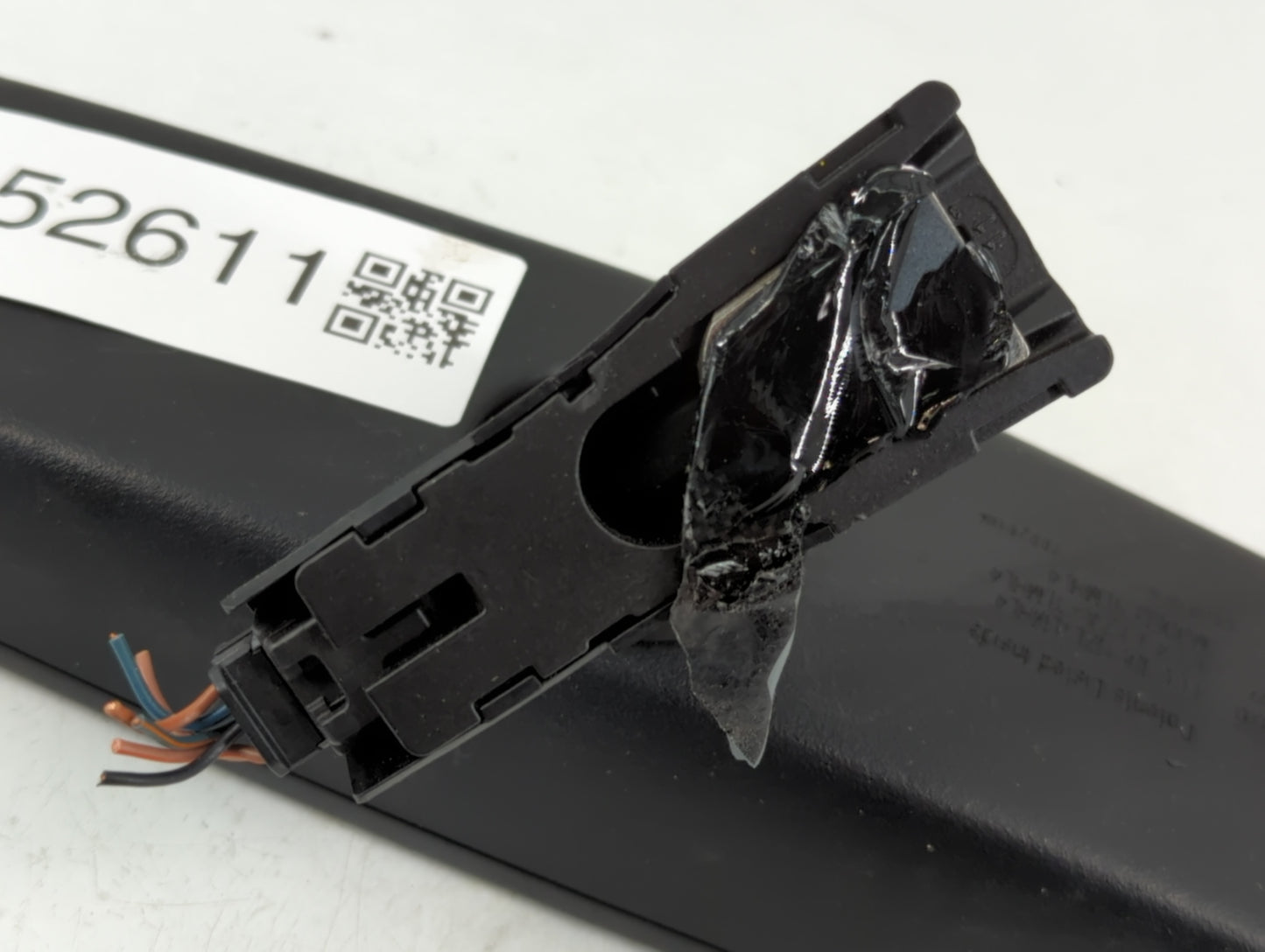 2006-2015 Hyundai Sonata Interior Rear View Mirror Replacement OEM P/N:E11026666 Fits OEM Used Auto Parts - Oemusedautoparts