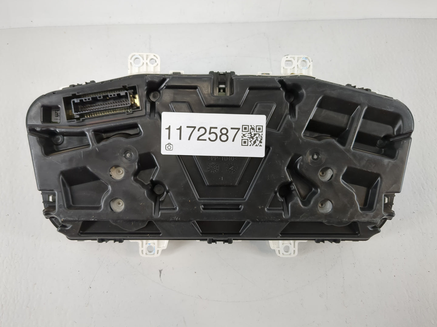 2015 Hyundai Sonata Instrument Cluster Speedometer Gauges P/N:94001-C2000 Fits OEM Used Auto Parts - Oemusedautoparts1.com