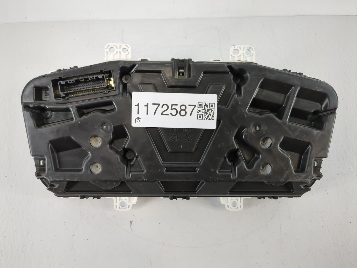 2015 Hyundai Sonata Instrument Cluster Speedometer Gauges P/N:94001-C2000 Fits OEM Used Auto Parts - Oemusedautoparts1.com