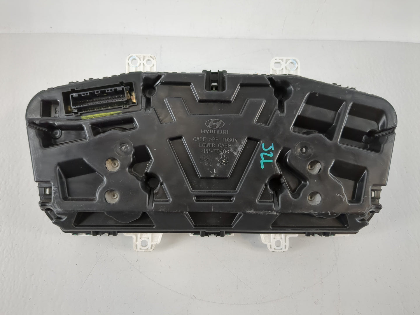 2015 Hyundai Sonata Instrument Cluster Speedometer Gauges P/N:94001-C2000 Fits OEM Used Auto Parts - Oemusedautoparts1.com