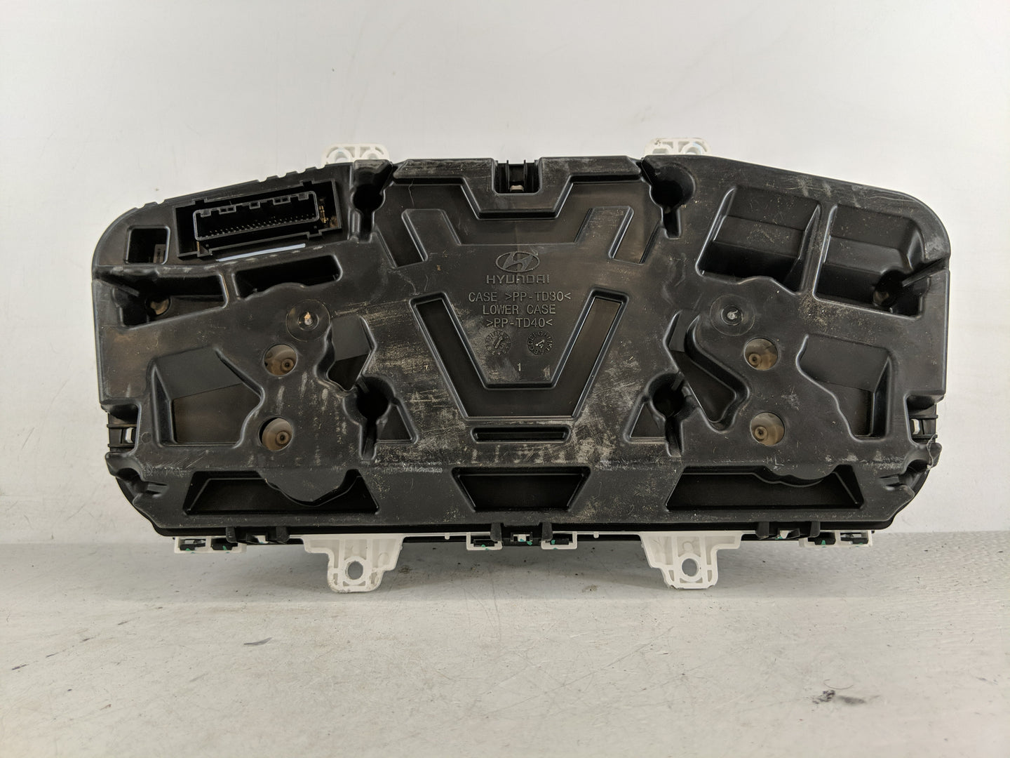 2015 Hyundai Sonata Instrument Cluster Speedometer Gauges P/N:94001-C2000 Fits OEM Used Auto Parts - Oemusedautoparts1.com