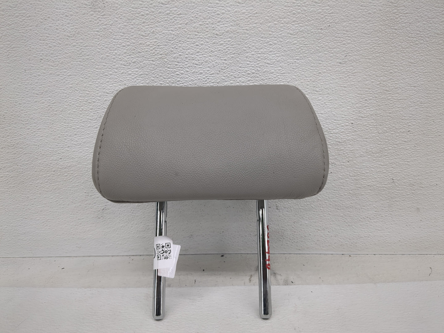 2015-2017 Hyundai Sonata Headrest Head Rest Front Driver Passenger Seat Fits Fits 2015 2016 2017 OEM Used Auto Parts - Oemus