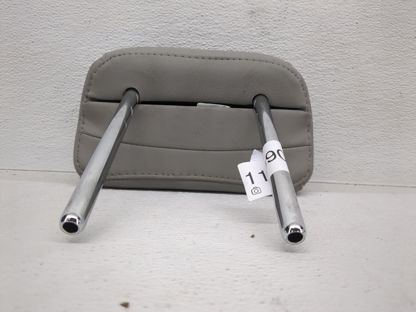 2015-2017 Hyundai Sonata Headrest Head Rest Front Driver Passenger Seat Fits Fits 2015 2016 2017 OEM Used Auto Parts - Oemus
