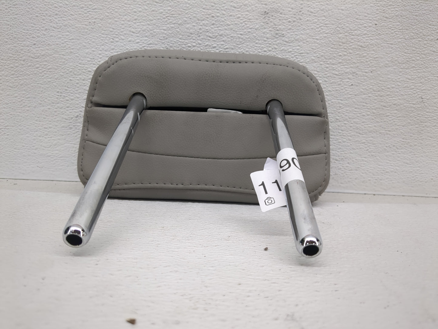 2015-2017 Hyundai Sonata Headrest Head Rest Front Driver Passenger Seat Fits Fits 2015 2016 2017 OEM Used Auto Parts - Oemus