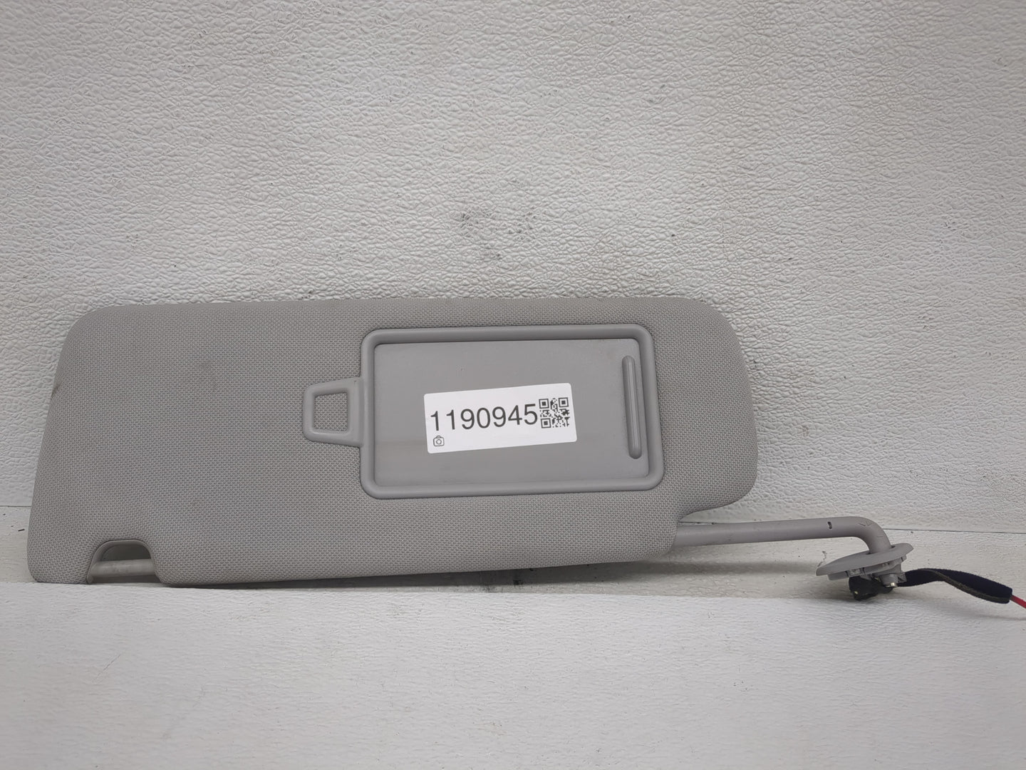 2015-2019 Hyundai Sonata Sun Visor Shade Replacement Passenger Right Mirror Fits Fits 2015 2016 2017 2018 2019 OEM Used Auto
